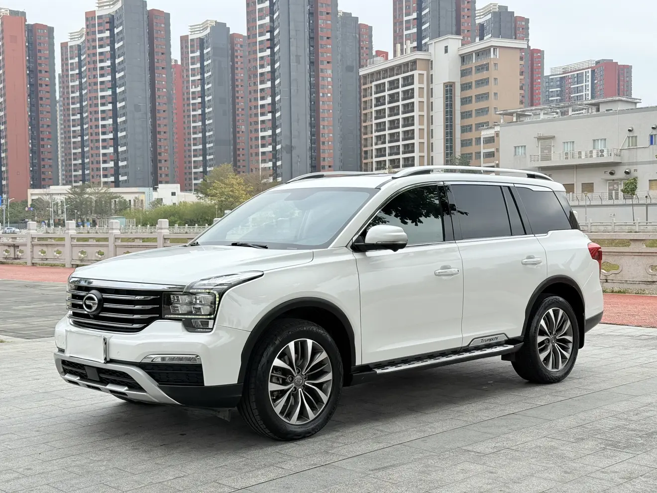 GAC Trumpchi GS8  из Китая