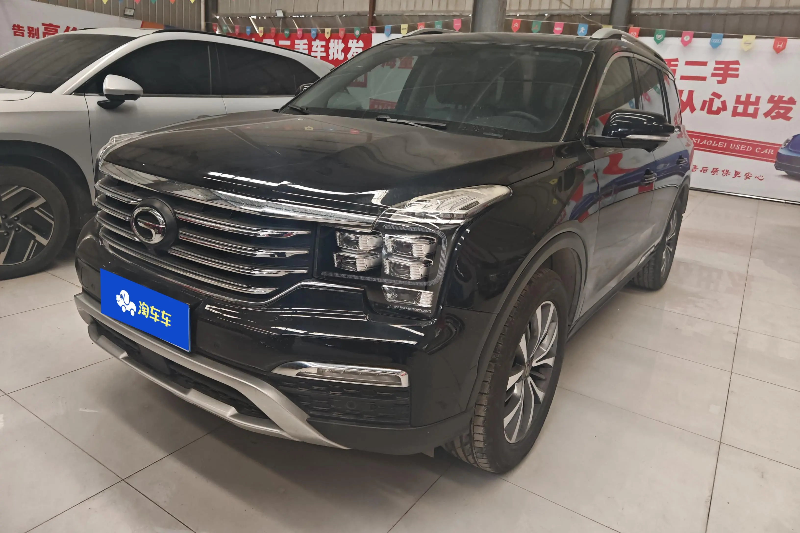 GAC Trumpchi GS8  из Китая