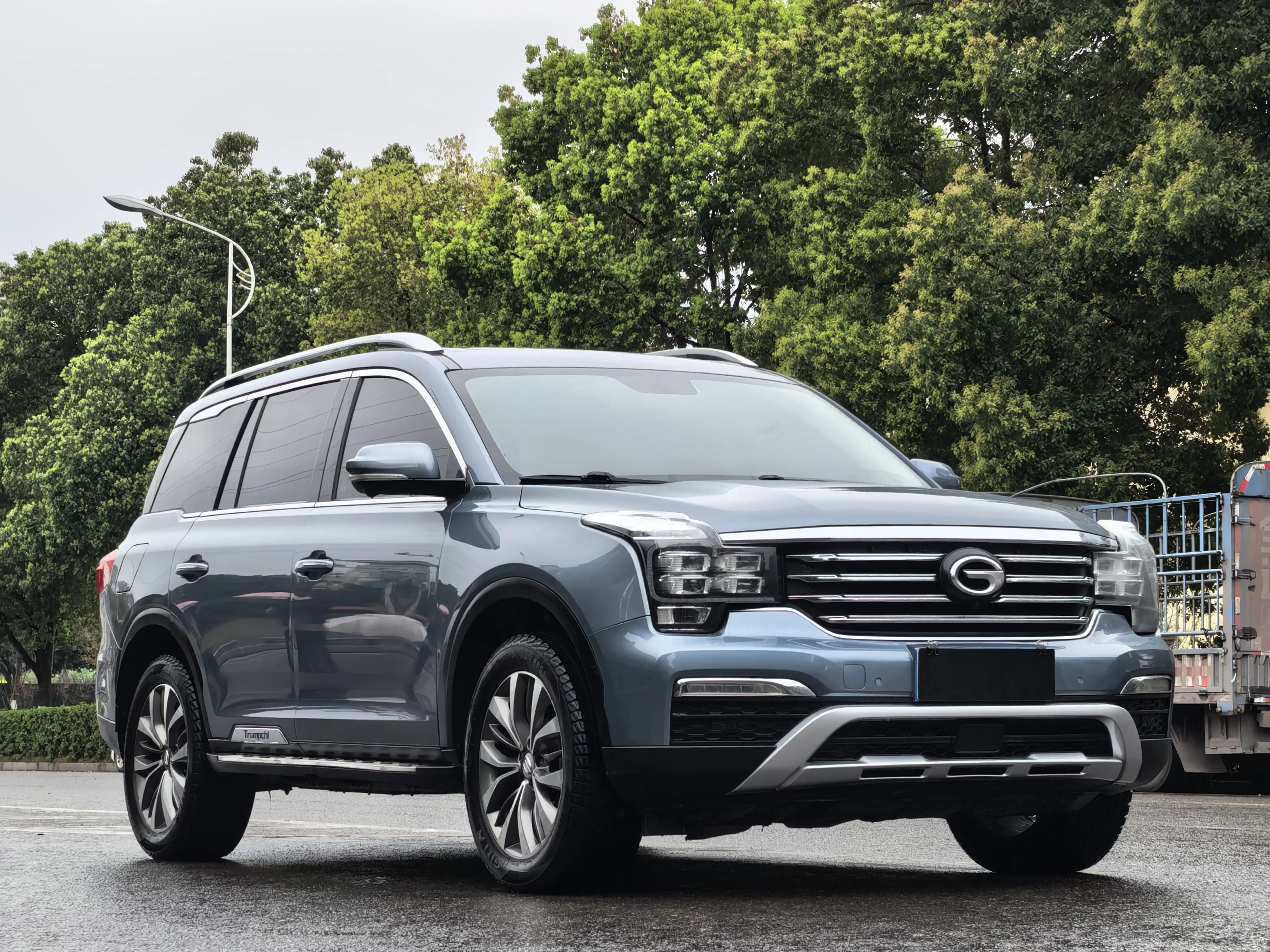 GAC Trumpchi GS8  из Китая