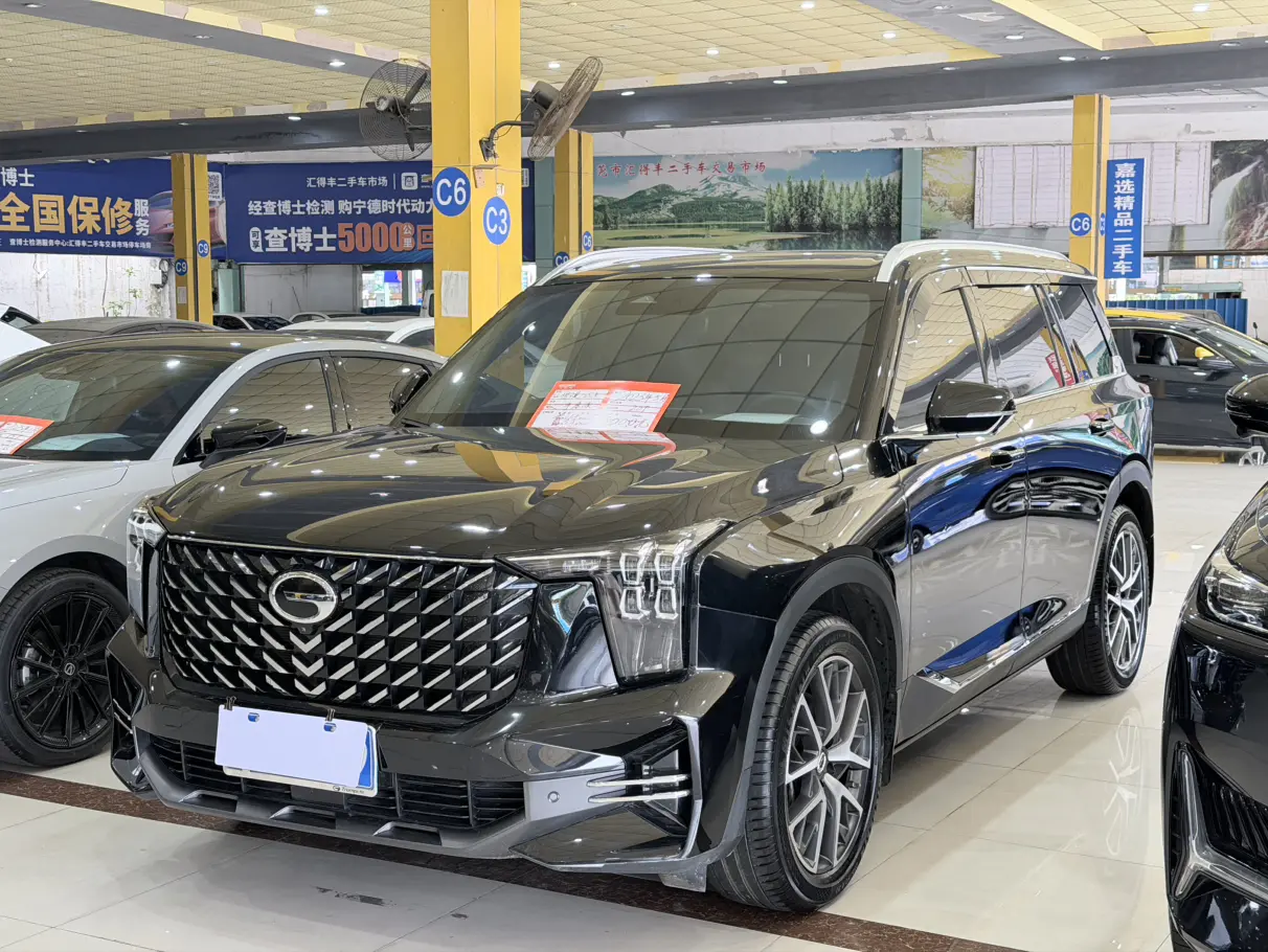 GAC Trumpchi GS8  из Китая