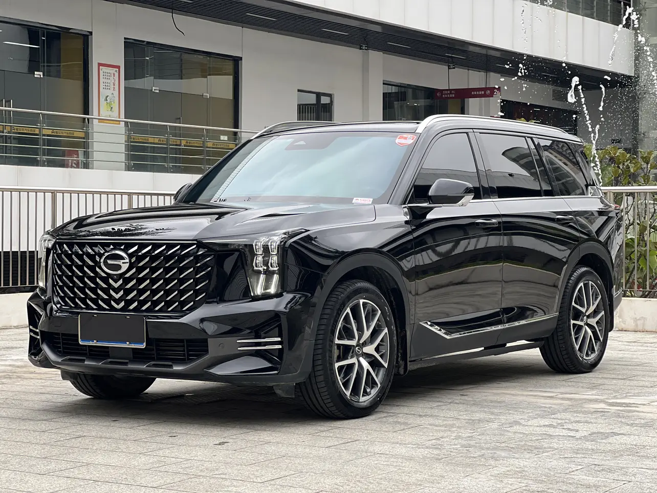 GAC Trumpchi GS8  из Китая