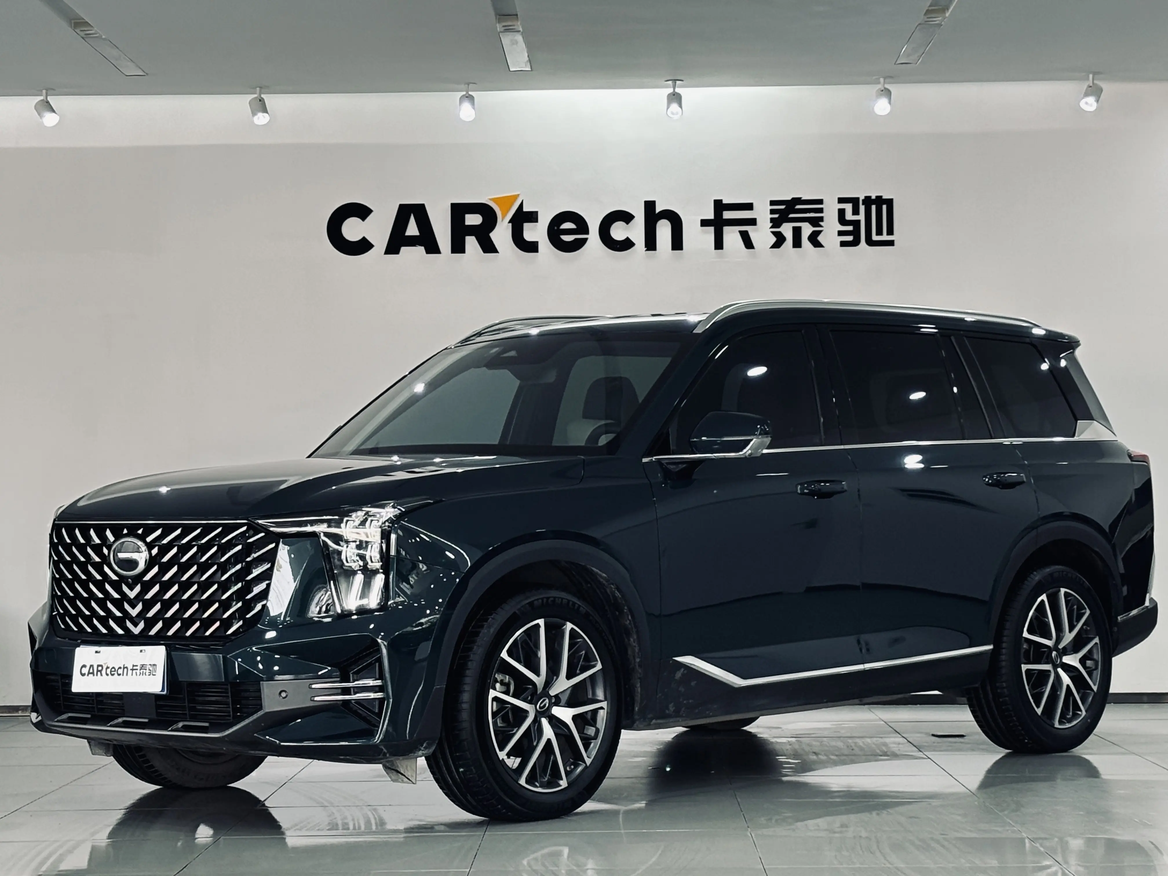 GAC Trumpchi GS8  из Китая