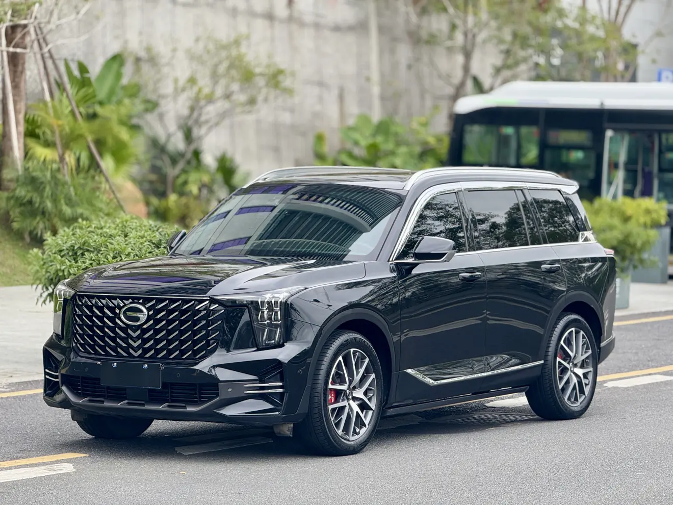 GAC Trumpchi GS8  из Китая