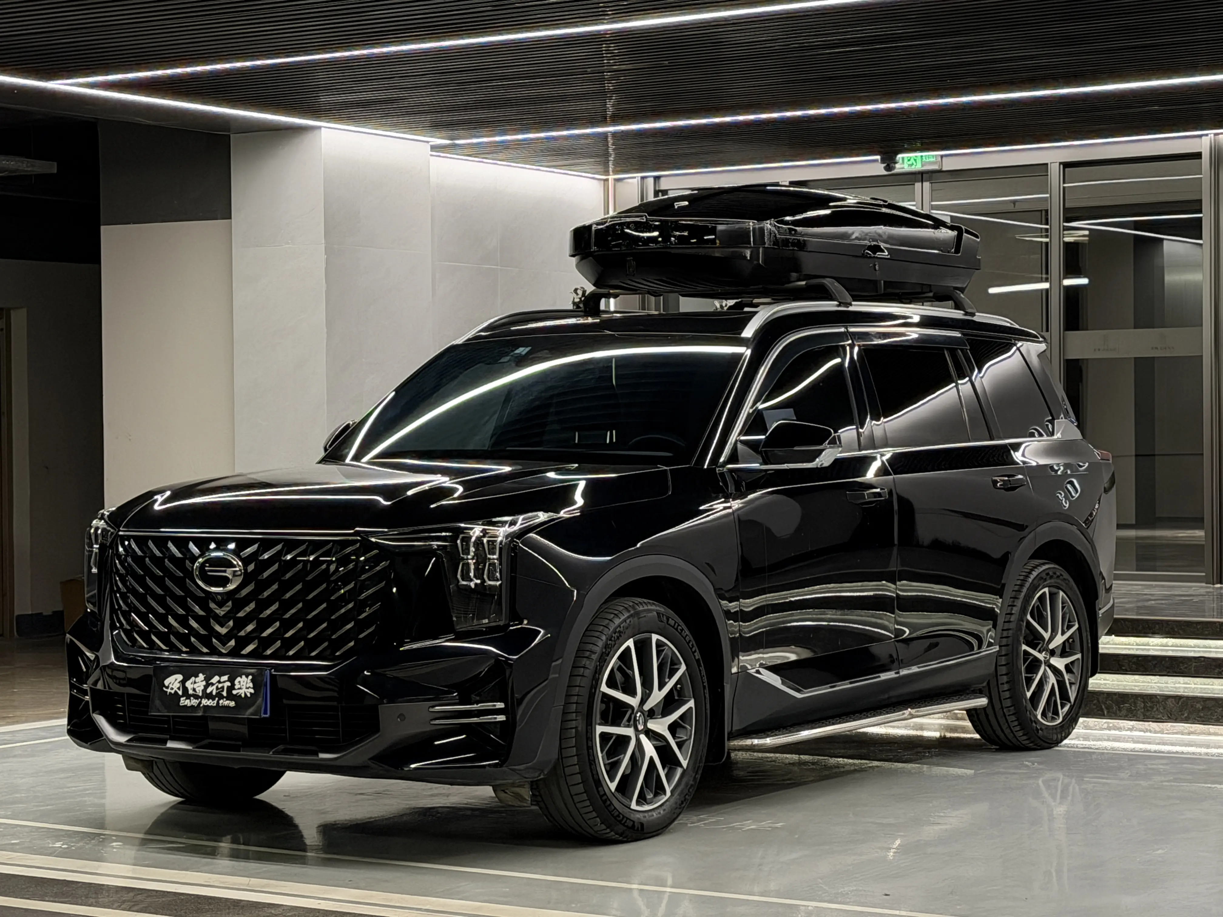 GAC Trumpchi GS8  из Китая