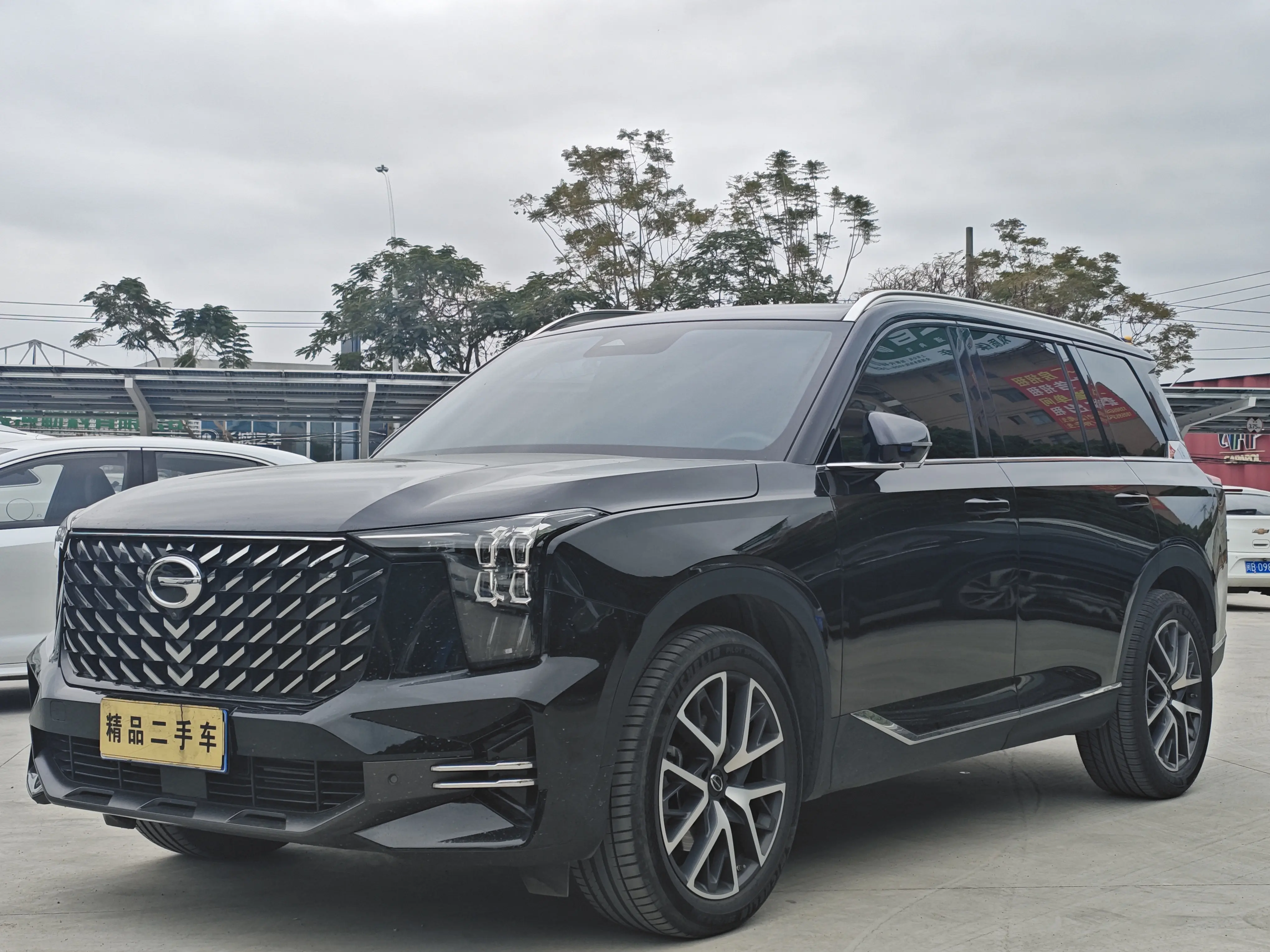 GAC Trumpchi GS8  из Китая