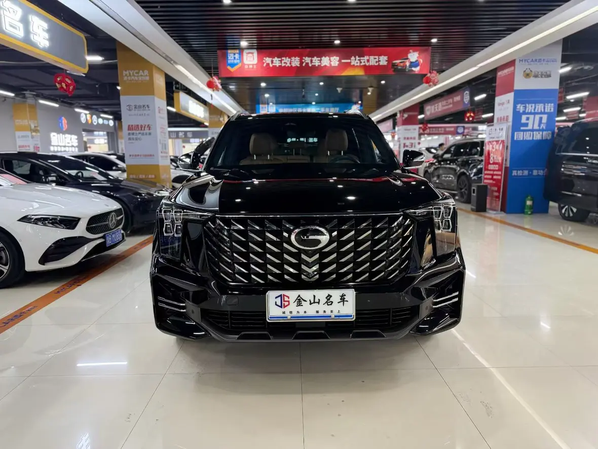 GAC Trumpchi GS8  из Китая