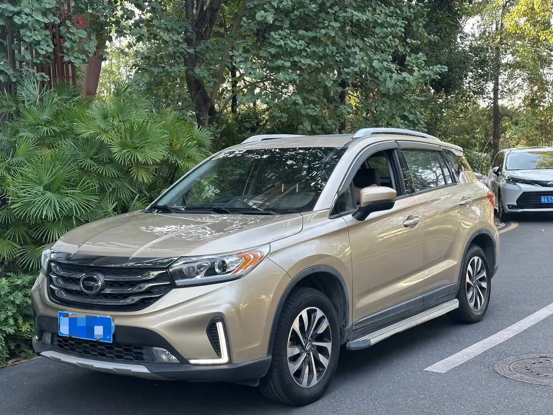 GAC Trumpchi GS4  из Китая