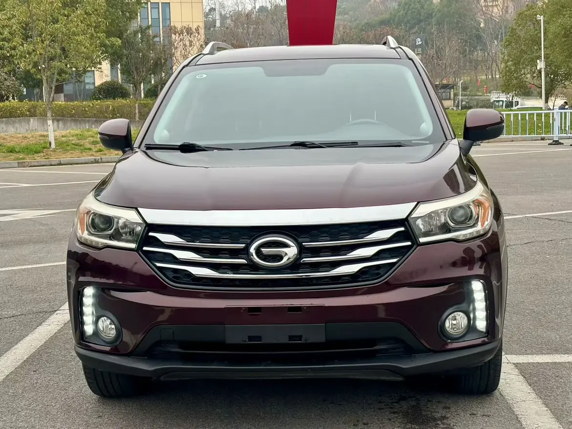 GAC Trumpchi GS4  из Китая