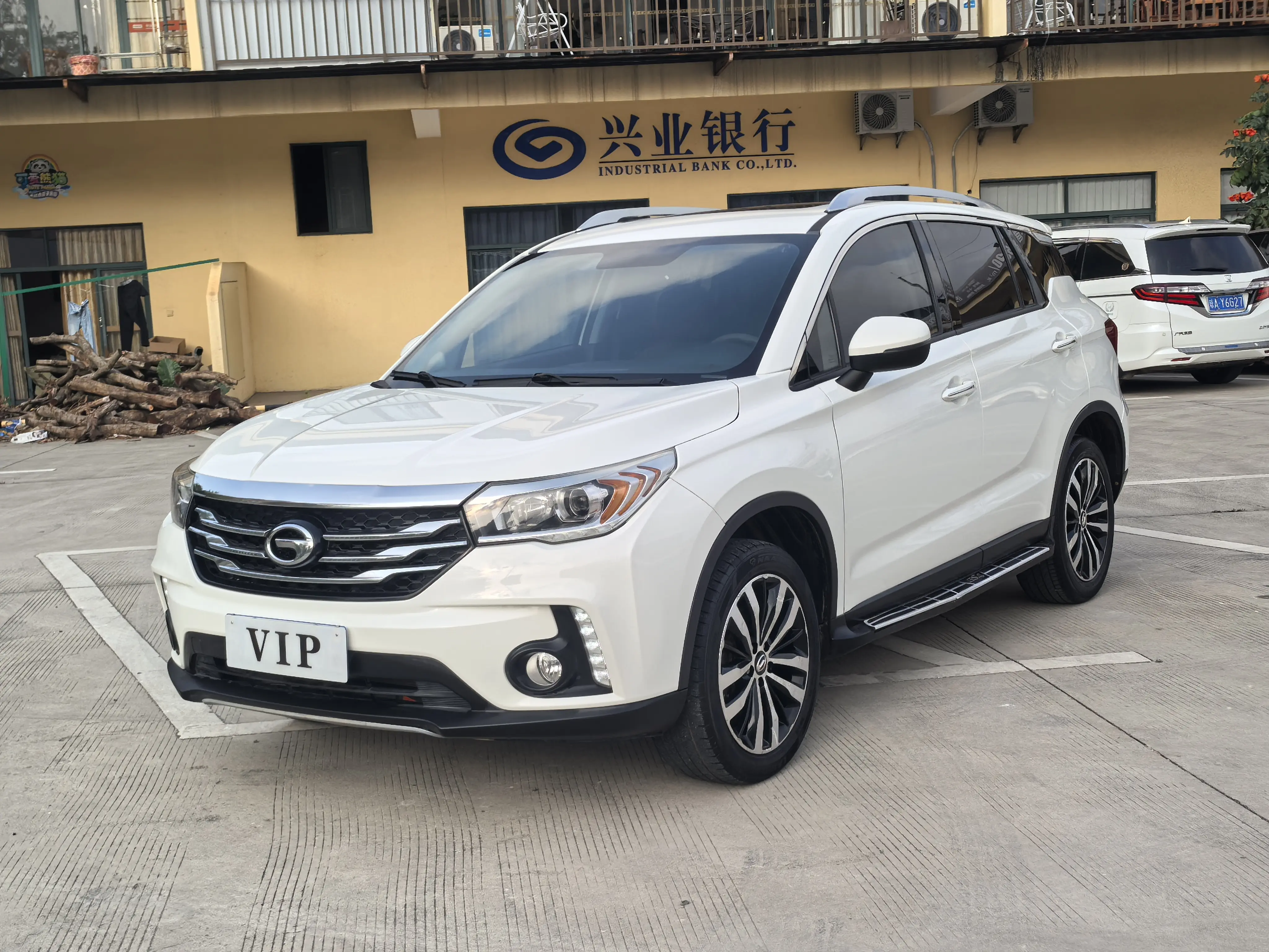 GAC Trumpchi GS4