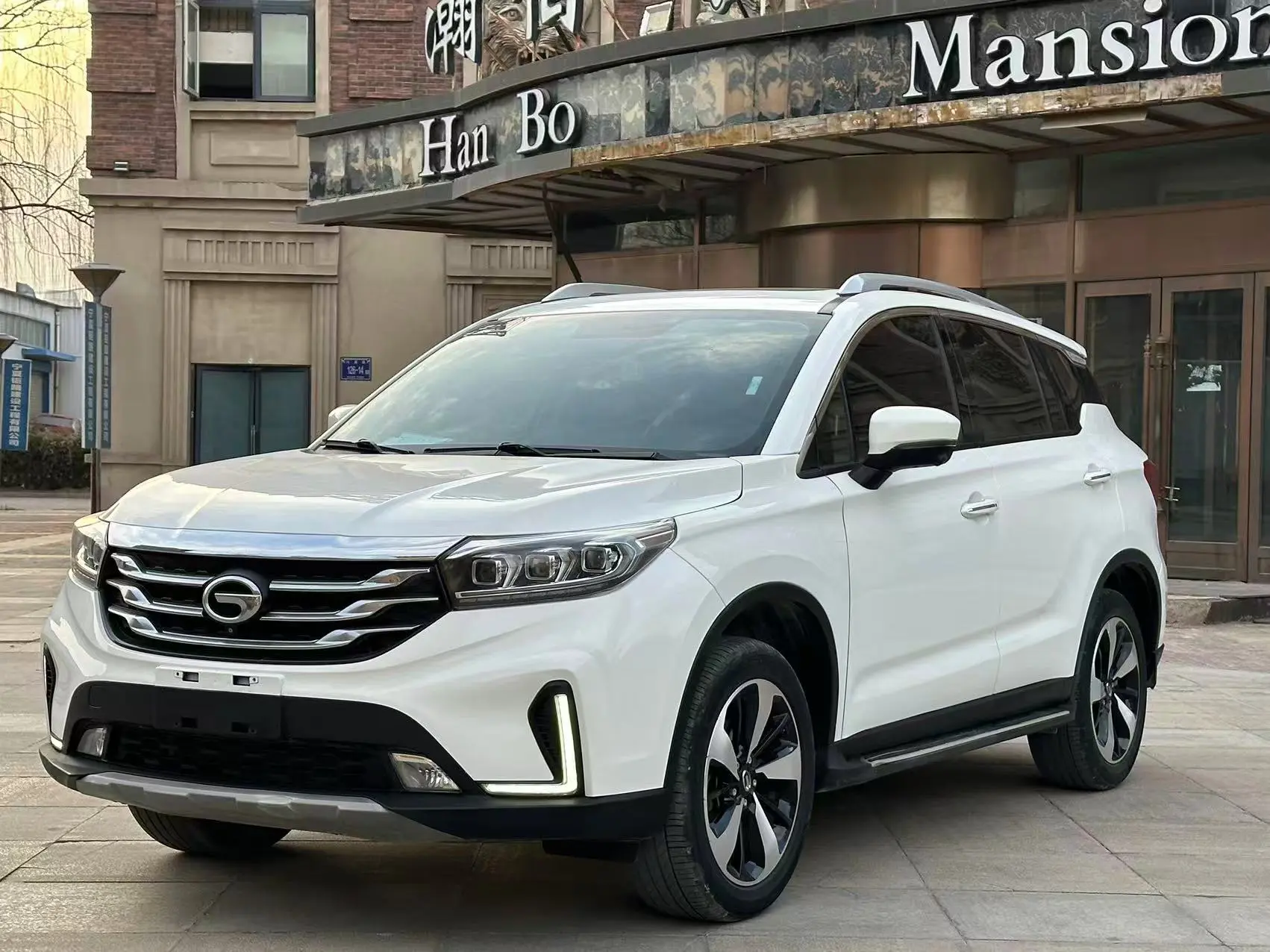 GAC Trumpchi GS4  из Китая
