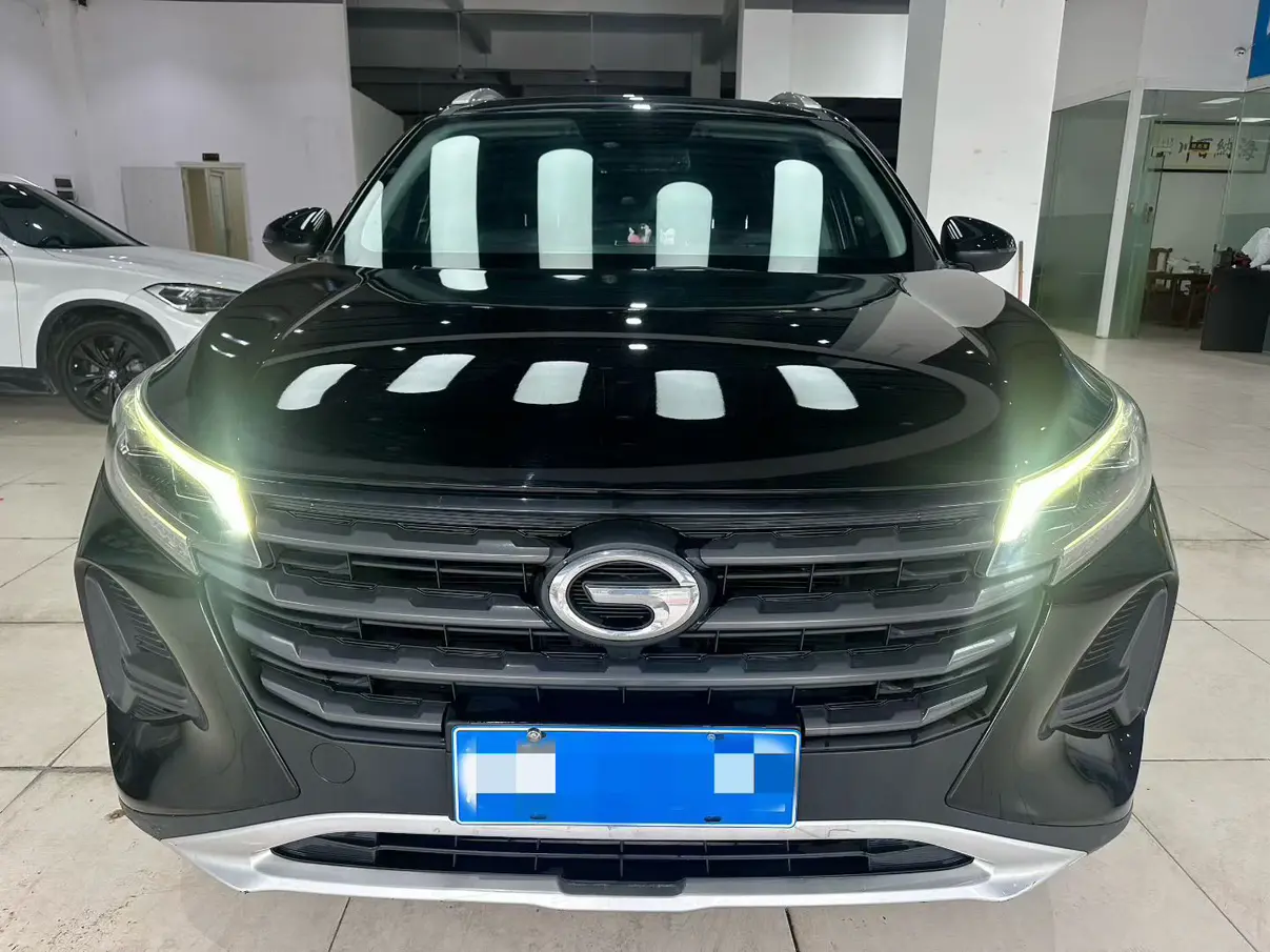GAC Trumpchi GS4  из Китая