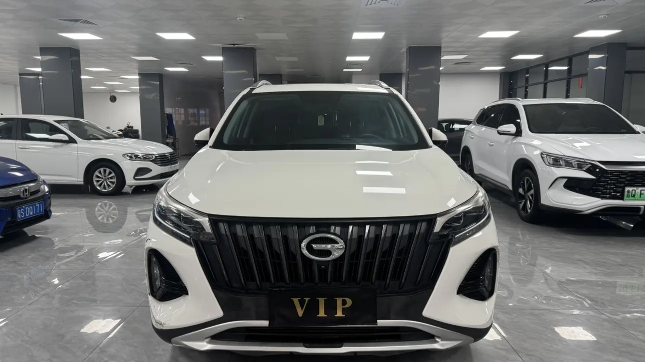 GAC Trumpchi GS4  из Китая