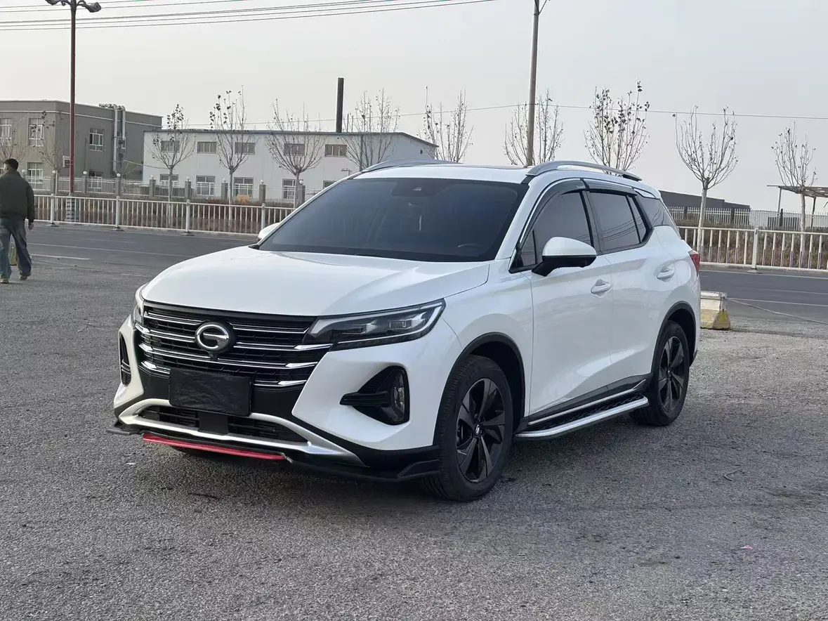 GAC Trumpchi GS4  из Китая