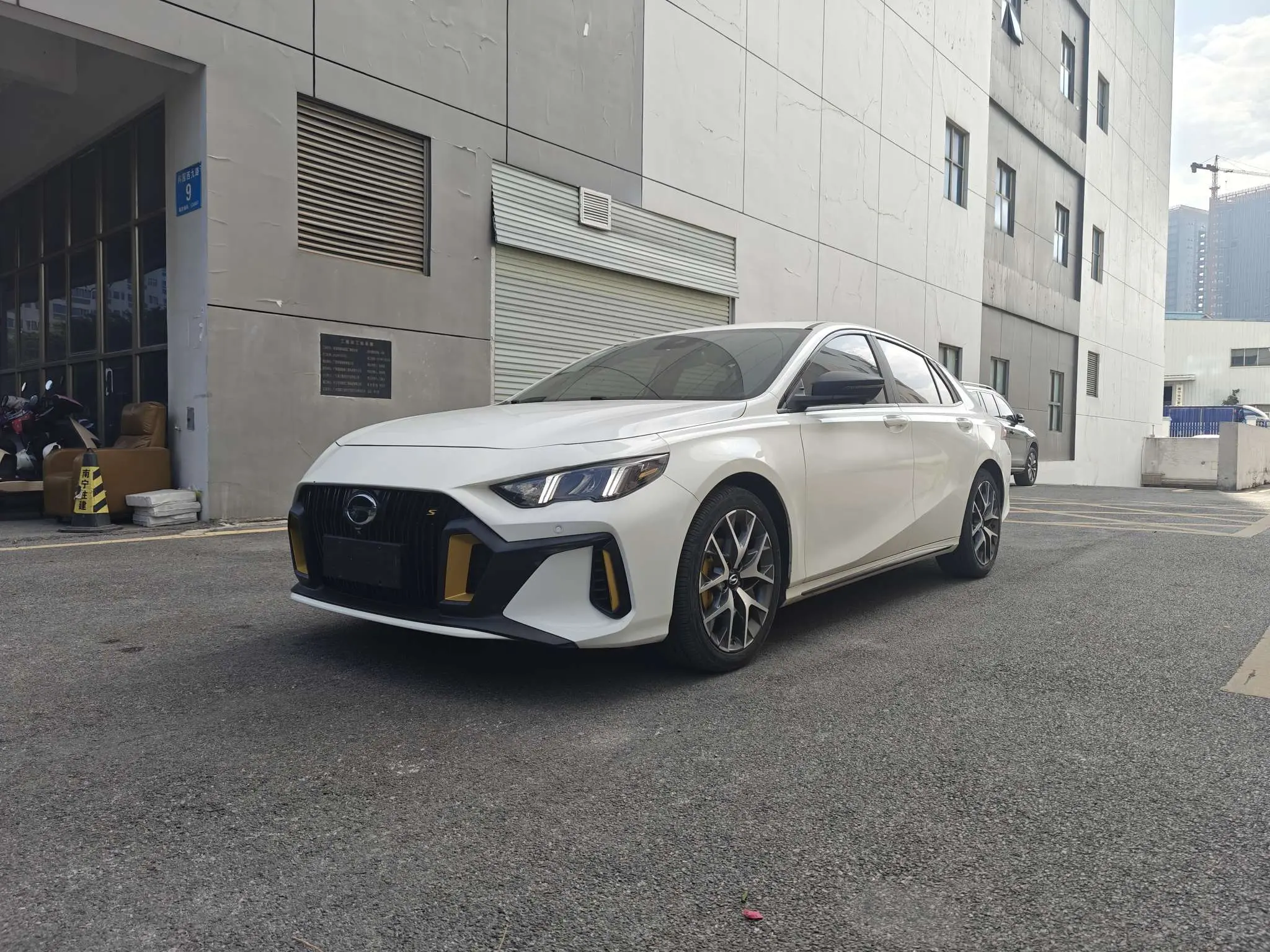 GAC Shadow Leopard  из Китая