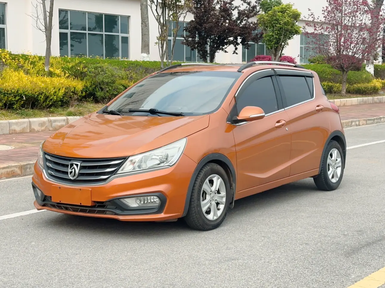 Baojun 310  из Китая