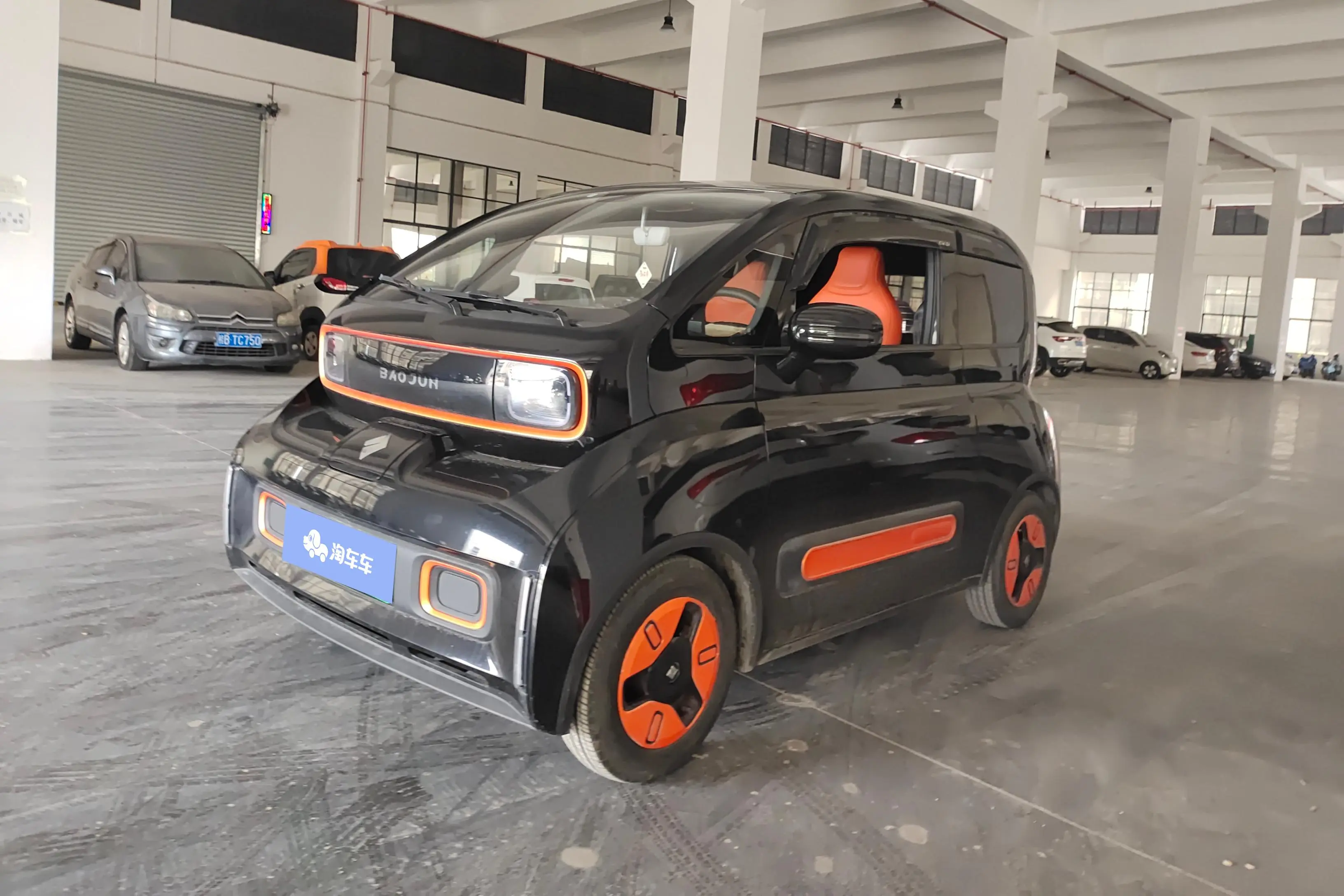 Baojun KiWi EV  из Китая