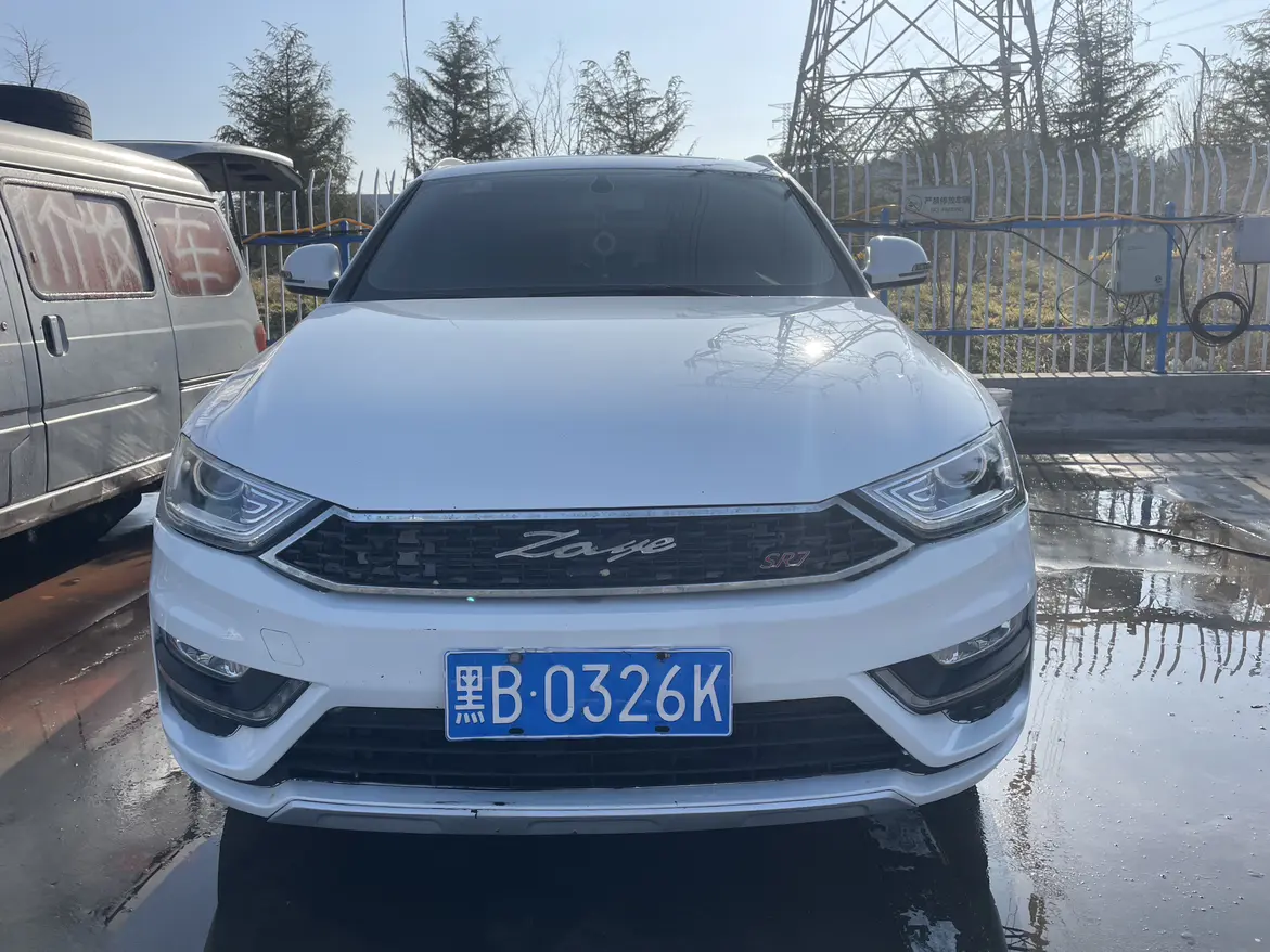 Zotye SR7  из Китая
