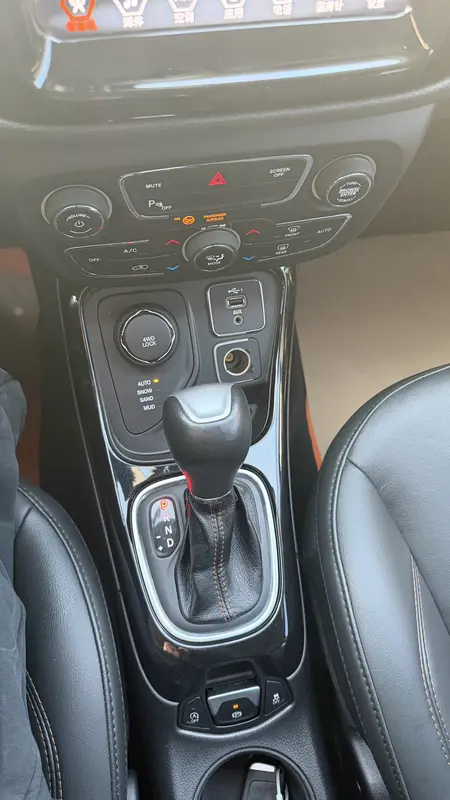 catalog-car-9