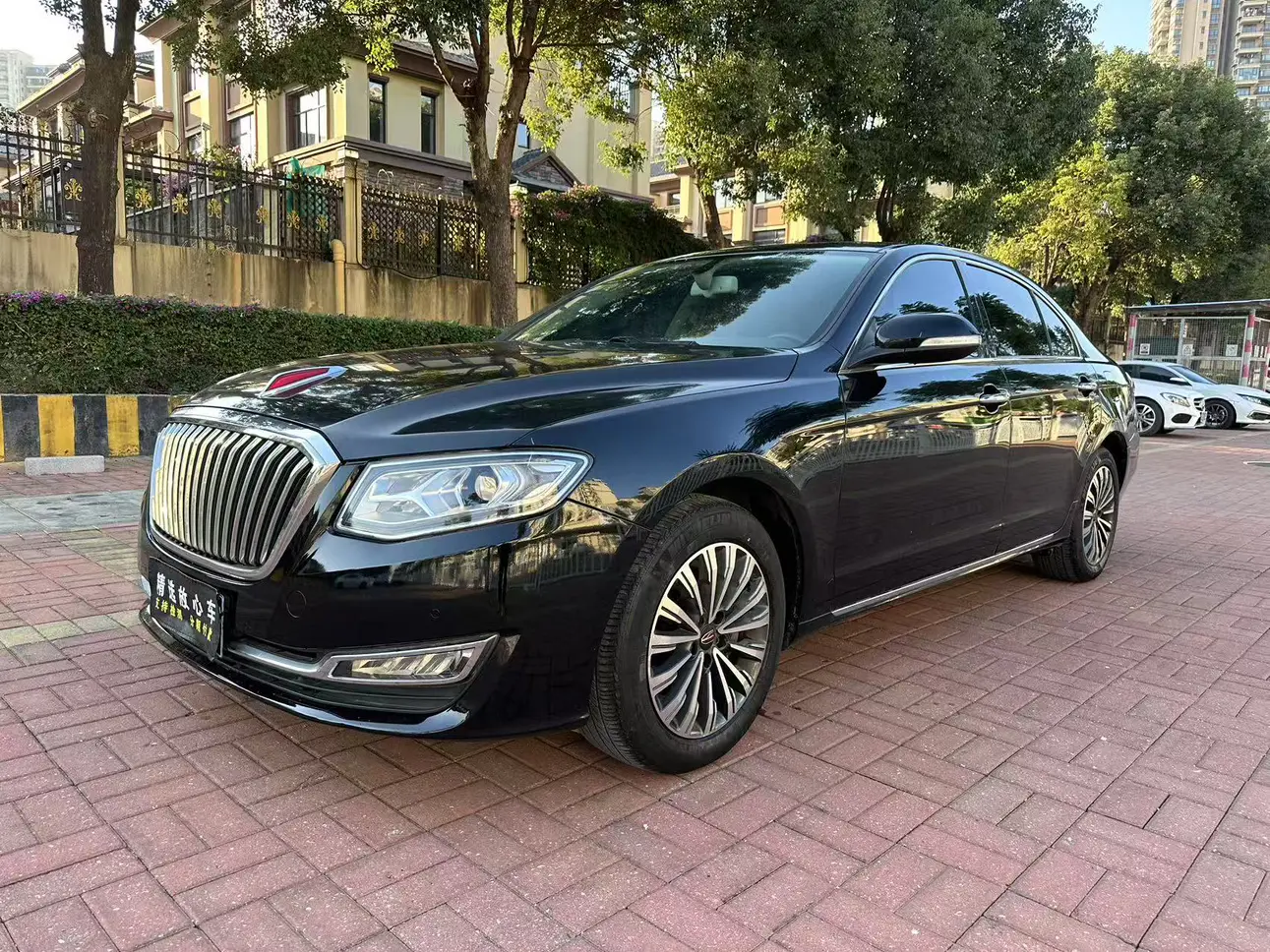 Hongqi H7  из Китая