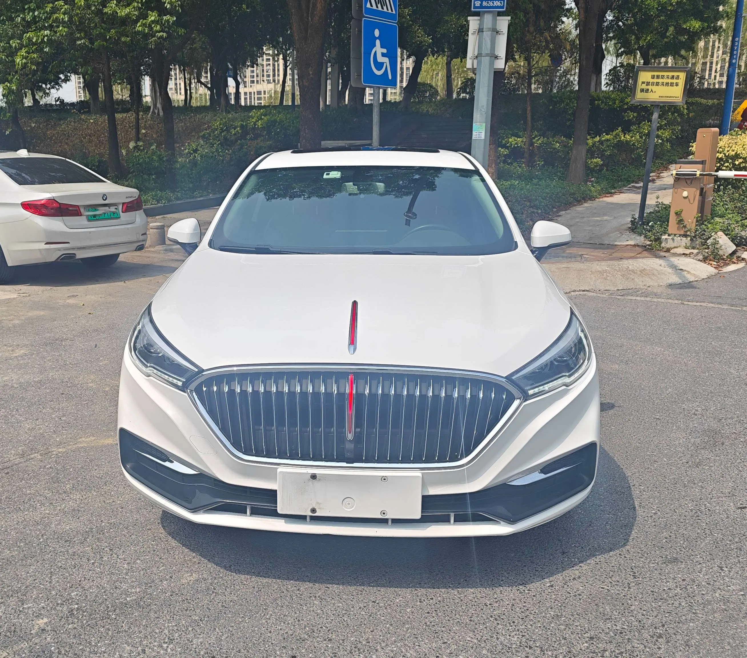 Hongqi H5 classic  из Китая