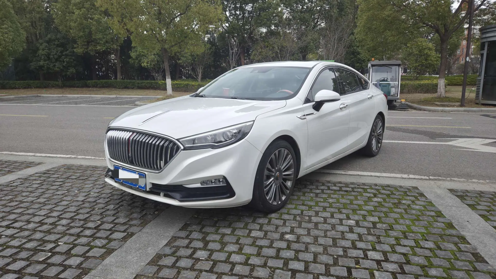 Hongqi H5 classic  из Китая