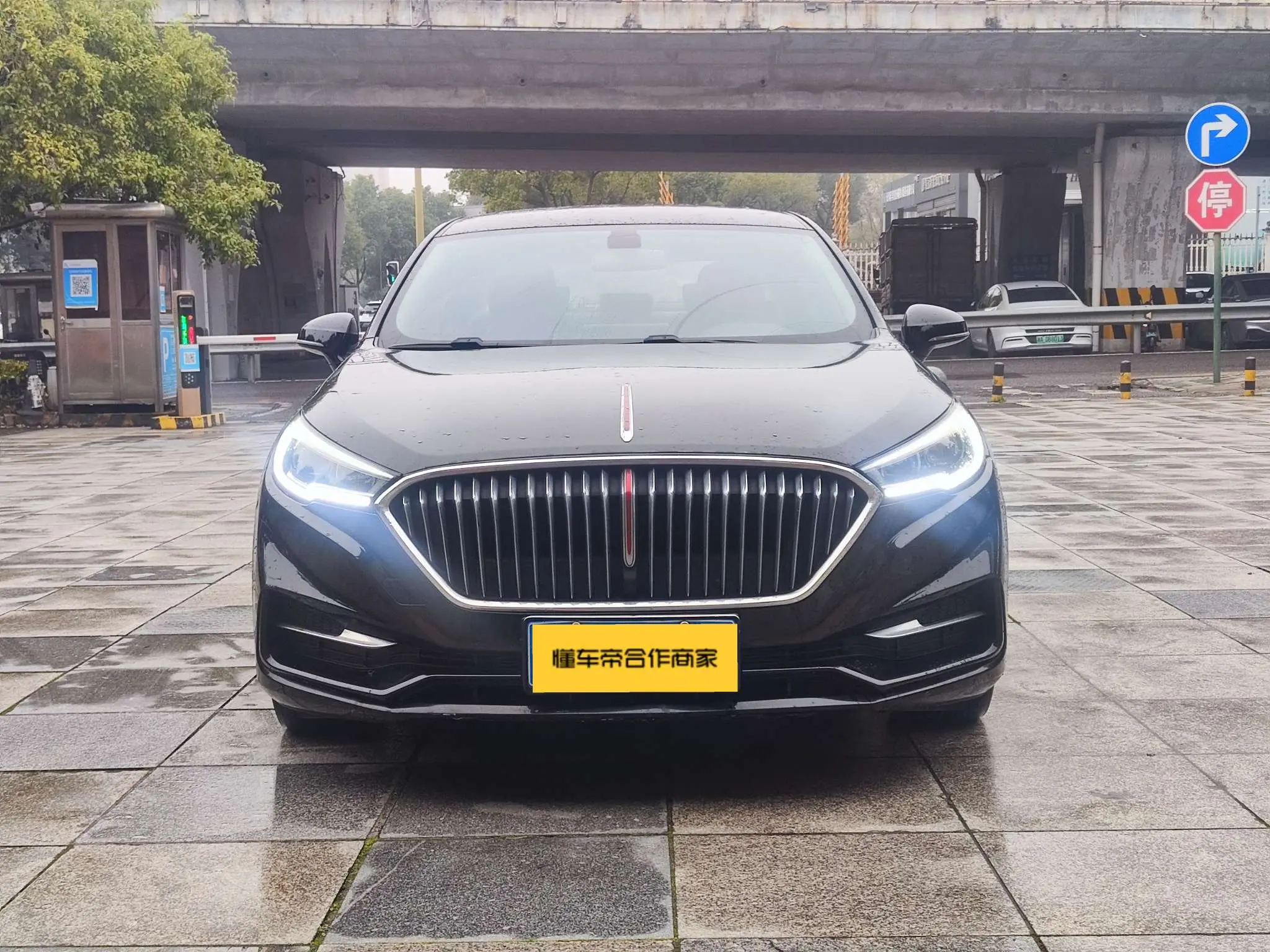 Hongqi H5 classic  из Китая