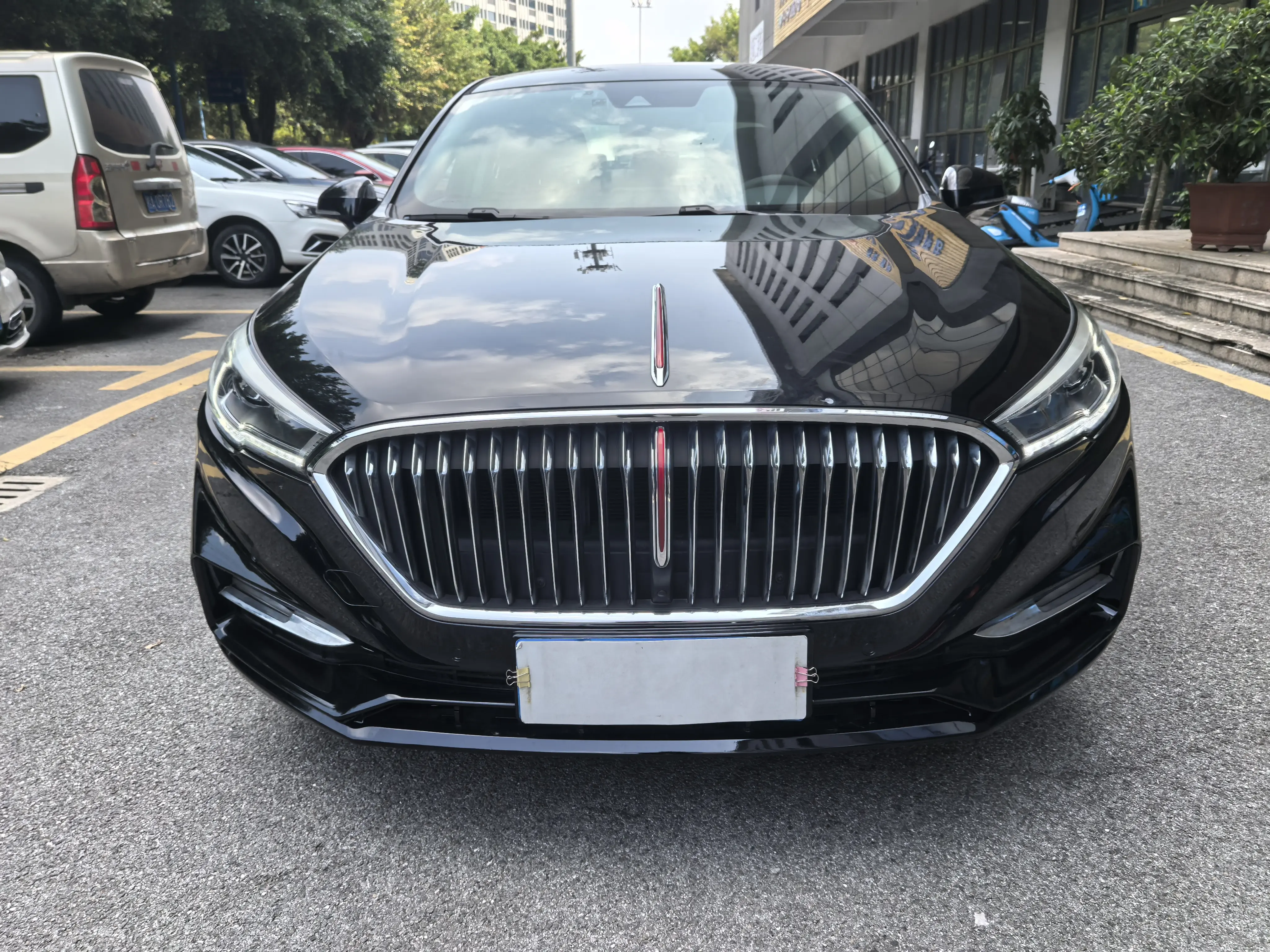 Hongqi H5 classic  из Китая