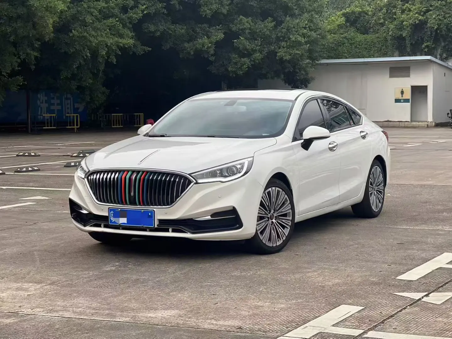 Hongqi H5 classic  из Китая