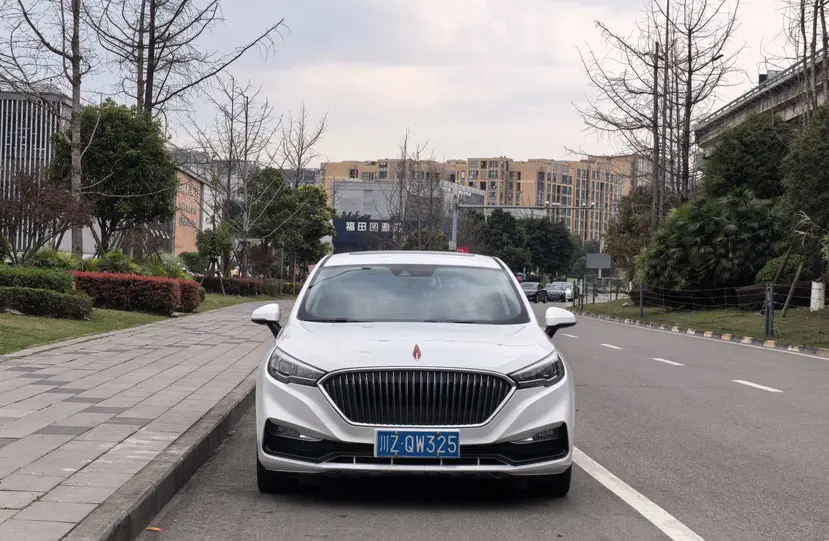 Hongqi H5 classic  из Китая