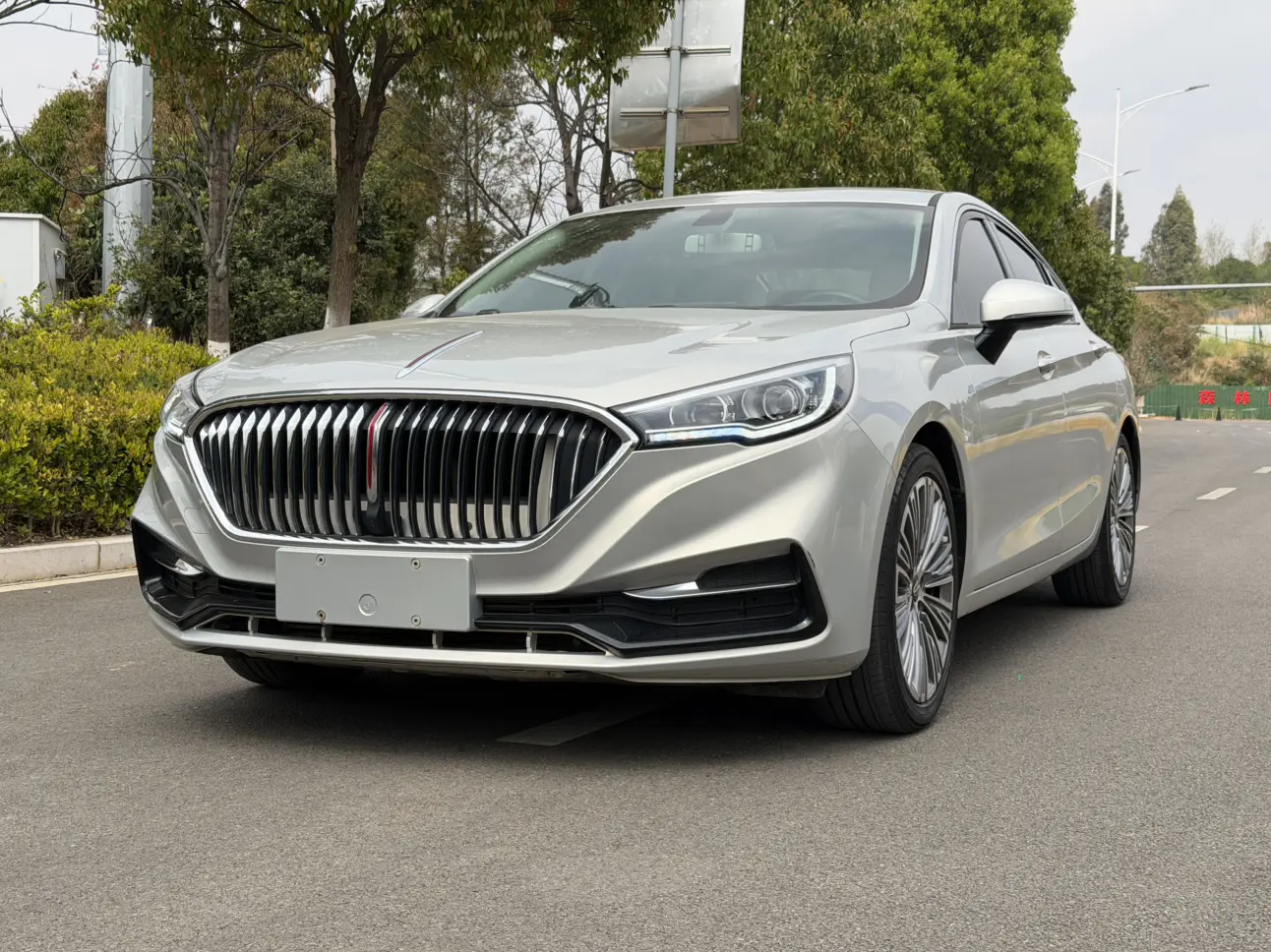 Hongqi H5 classic  из Китая