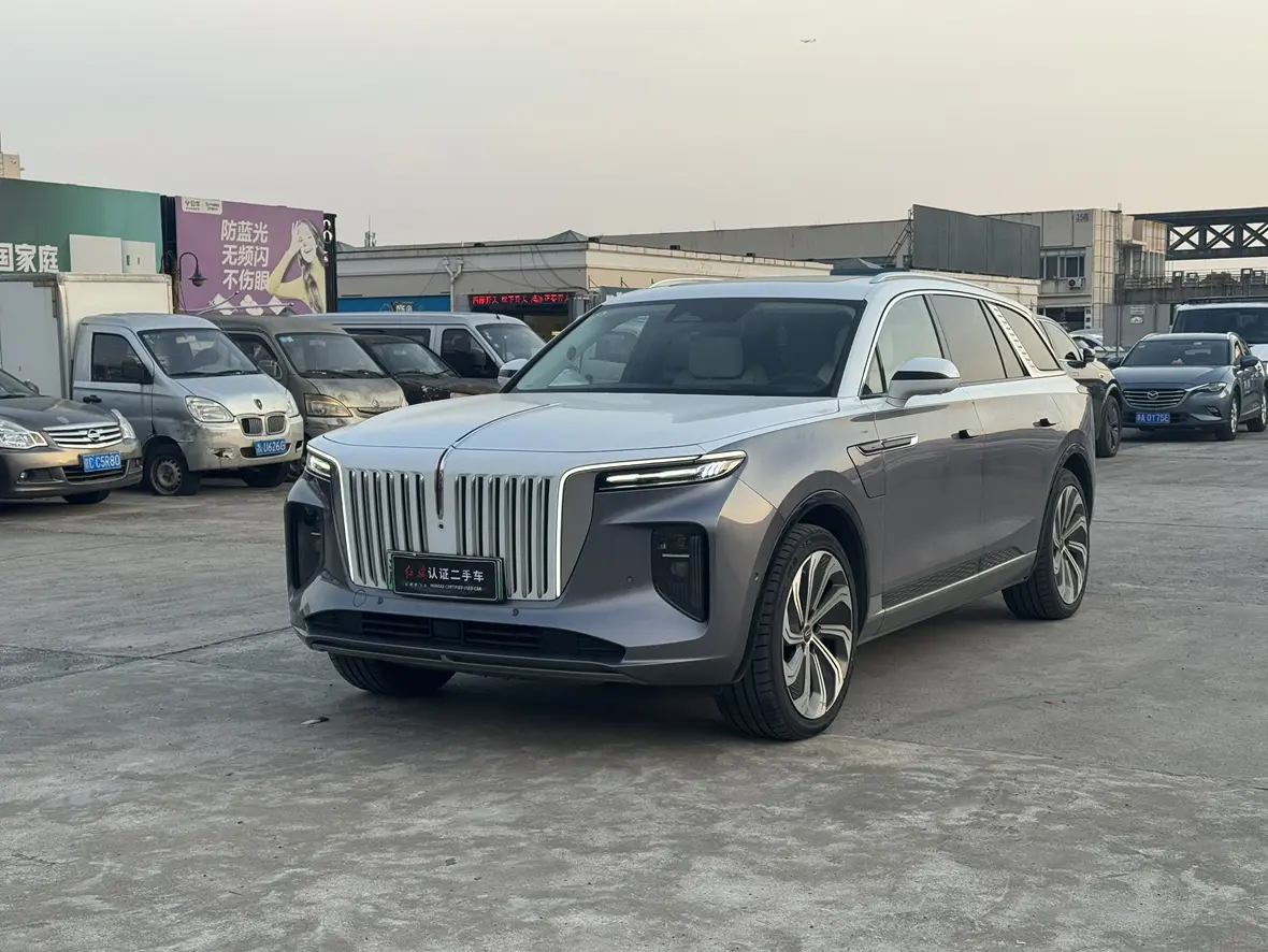 Hongqi E-HS9  из Китая