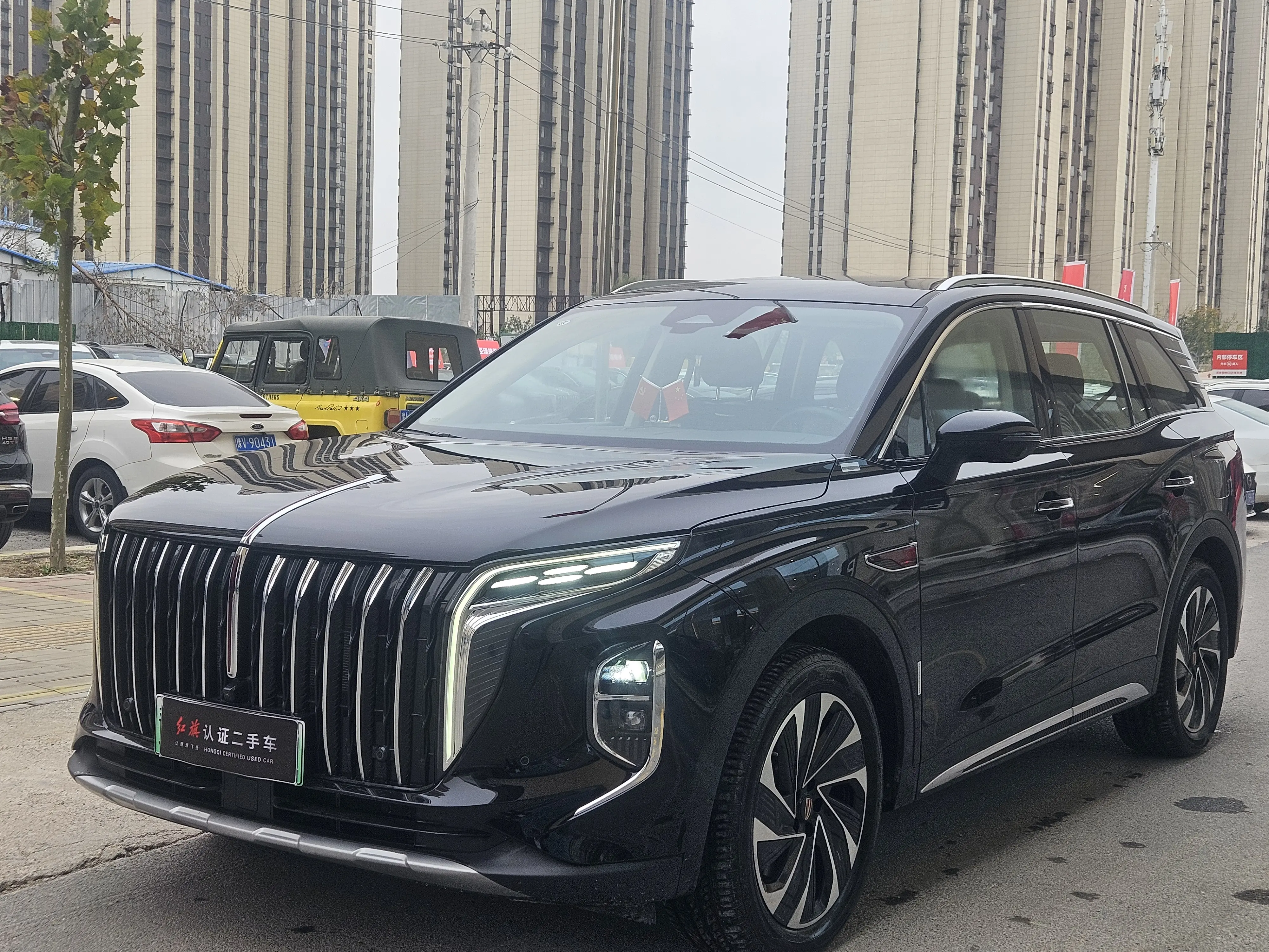 Hongqi HS7 PHEV  из Китая