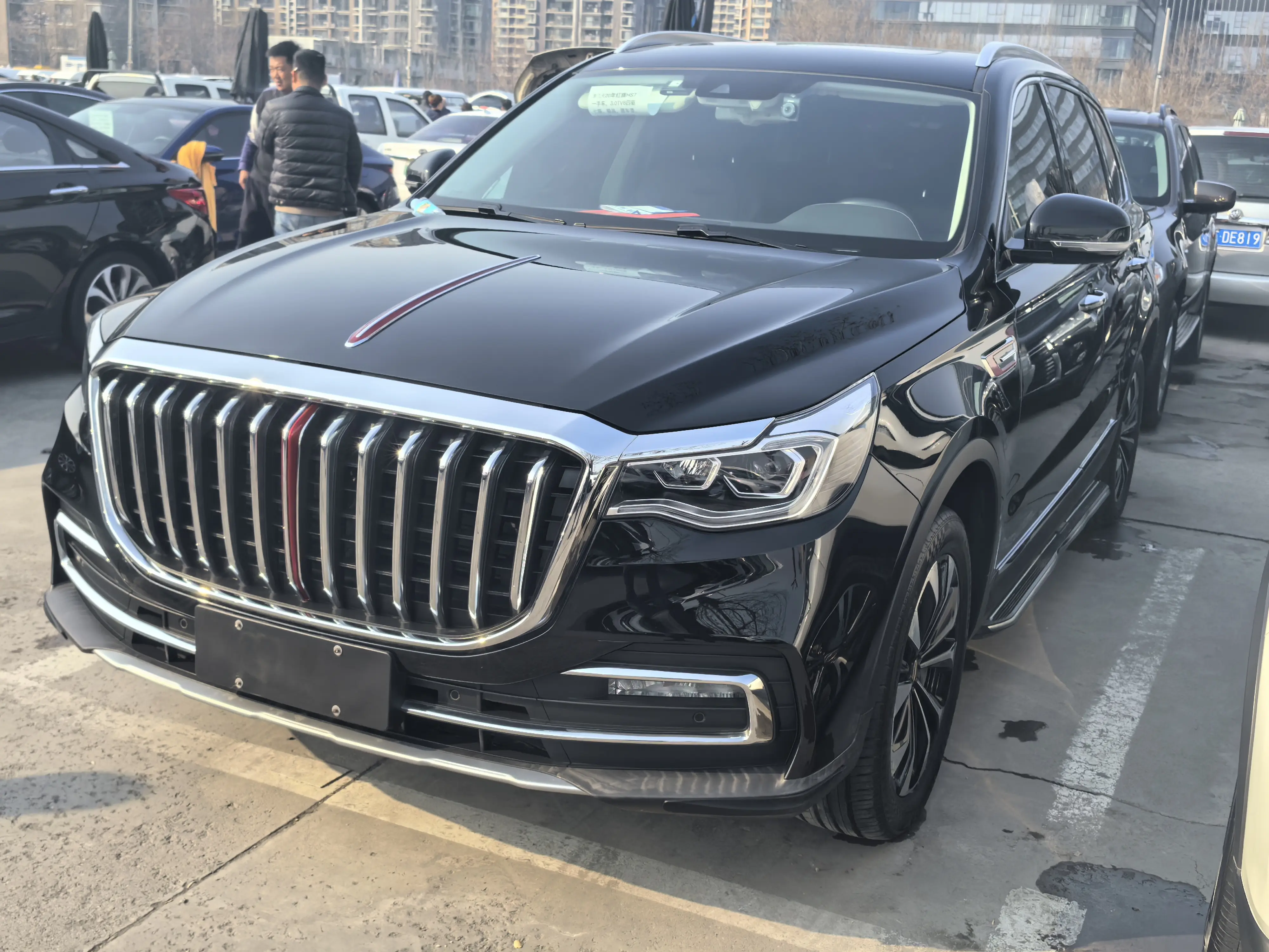 Hongqi HS7  из Китая