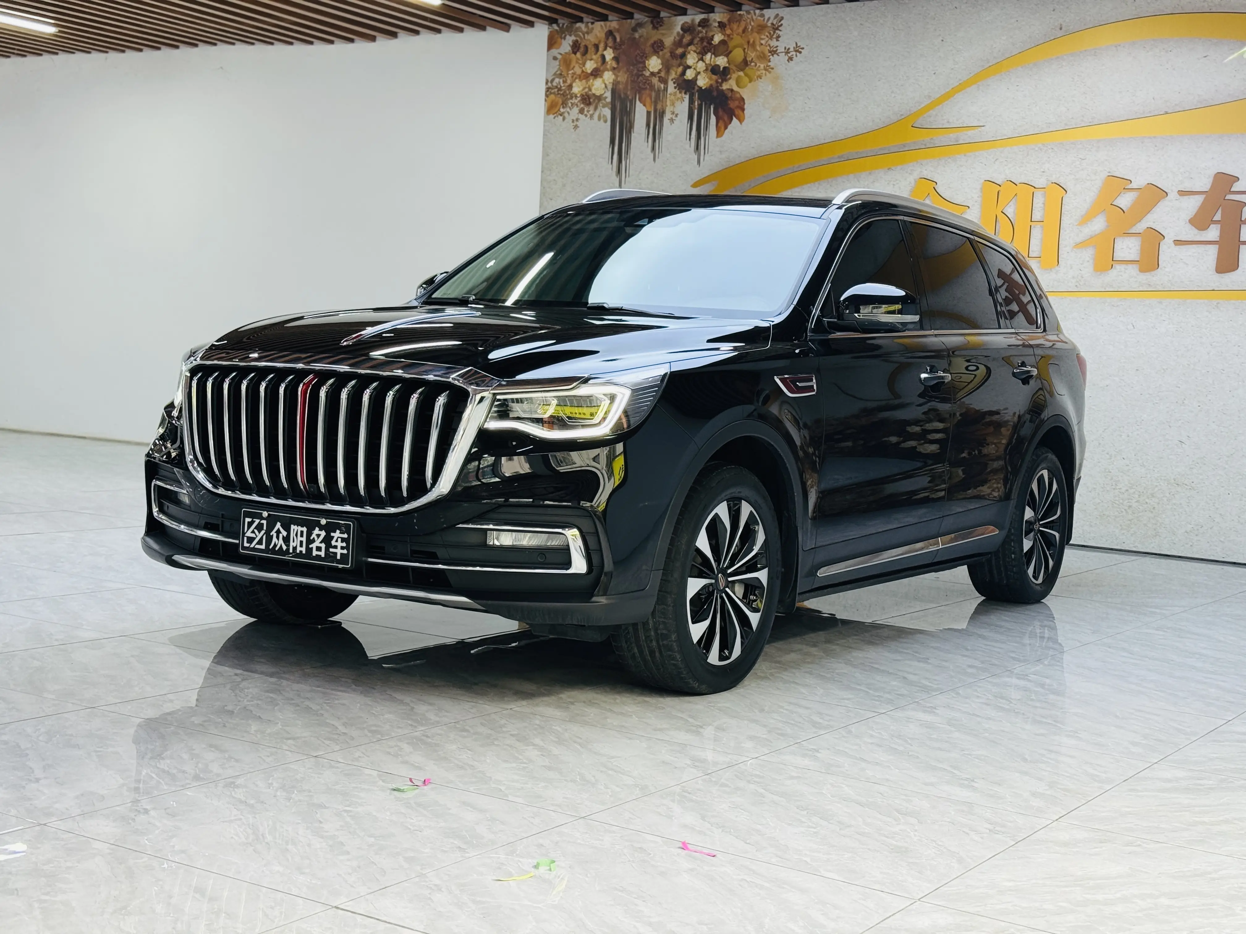 Hongqi HS7  из Китая