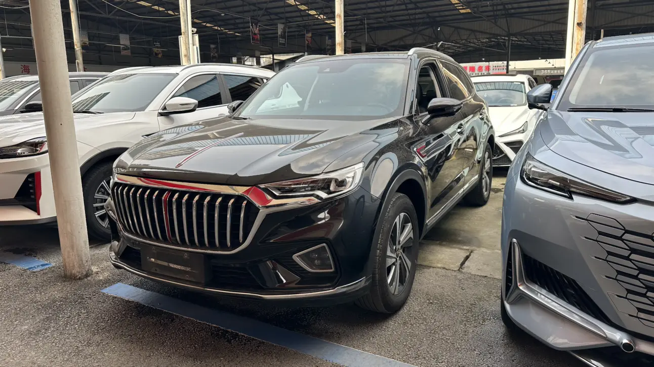 Hongqi HS5  из Китая