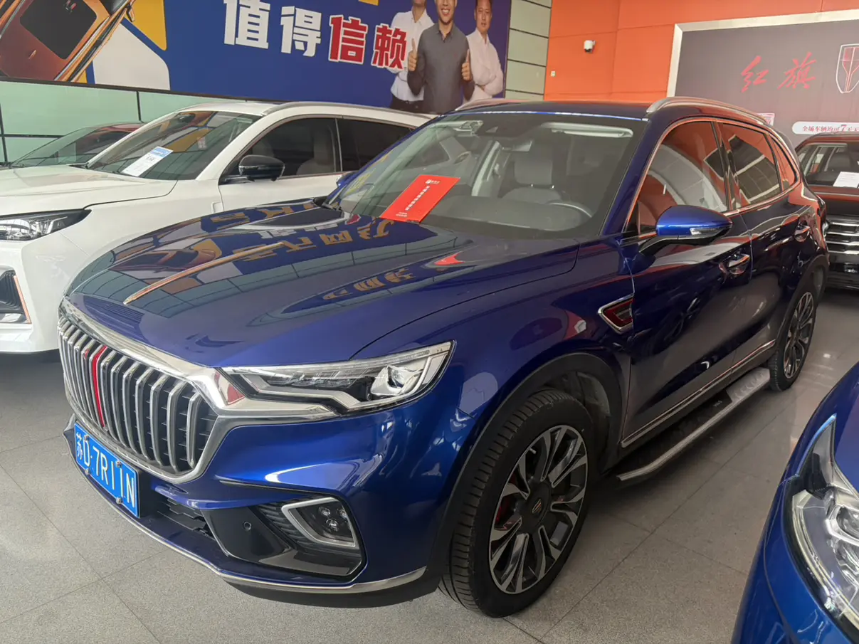 Hongqi HS5  из Китая