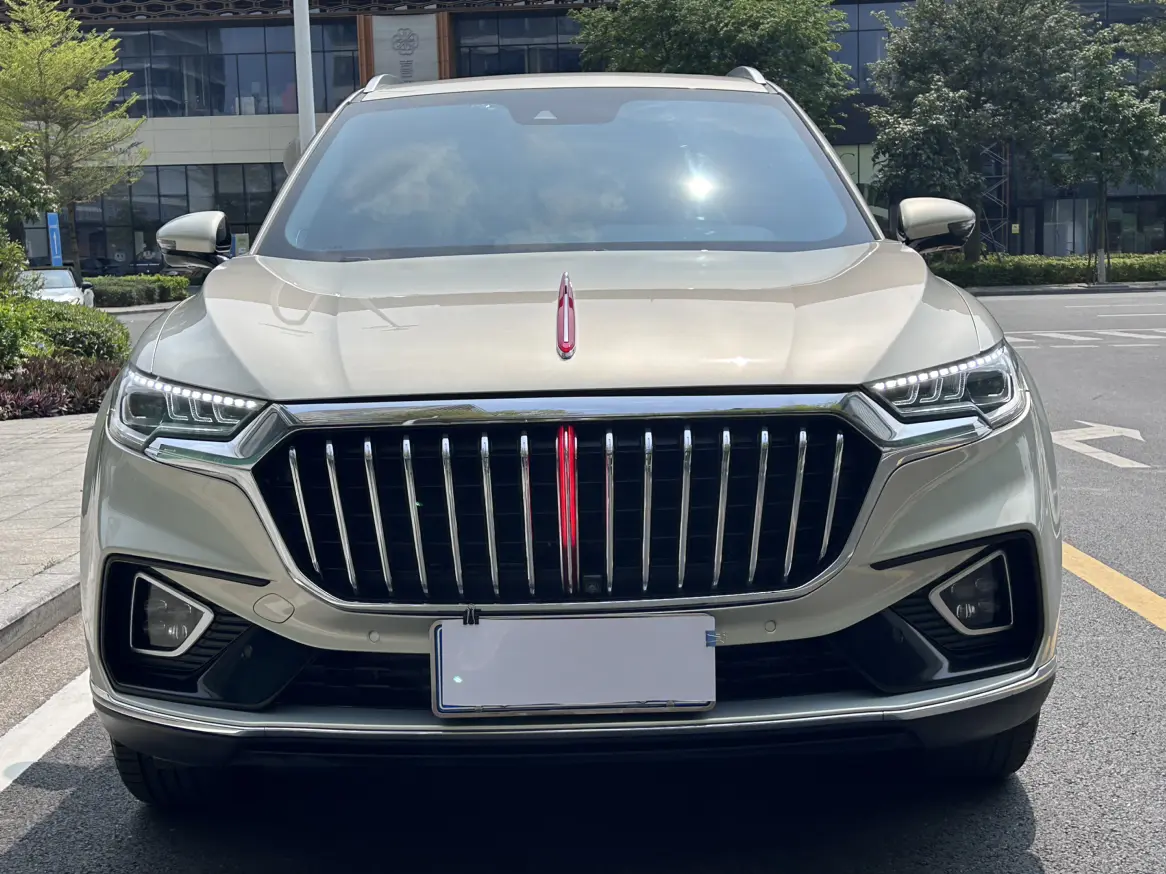 Hongqi HS5  из Китая