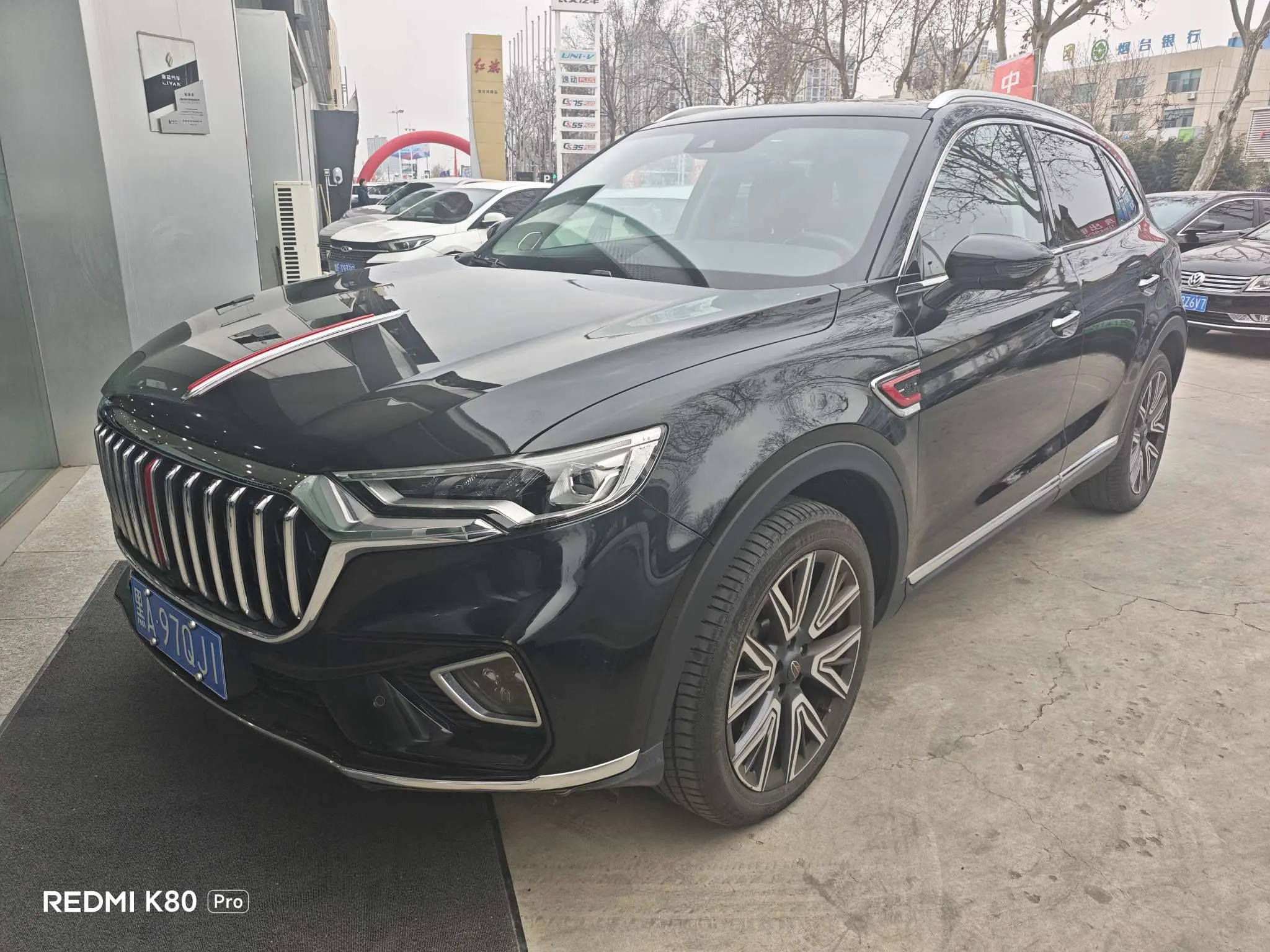 Hongqi HS5  из Китая