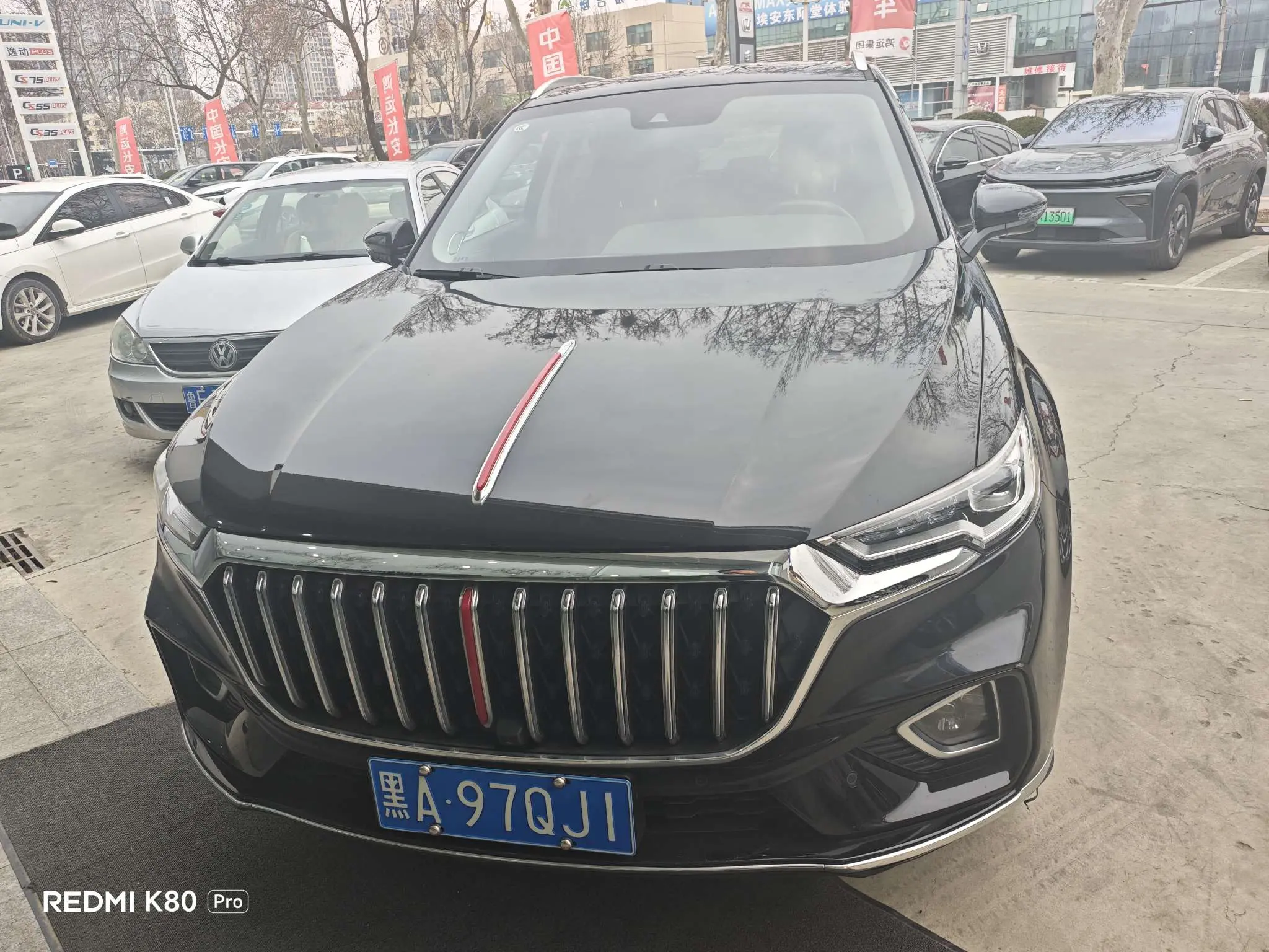 Hongqi HS5  из Китая