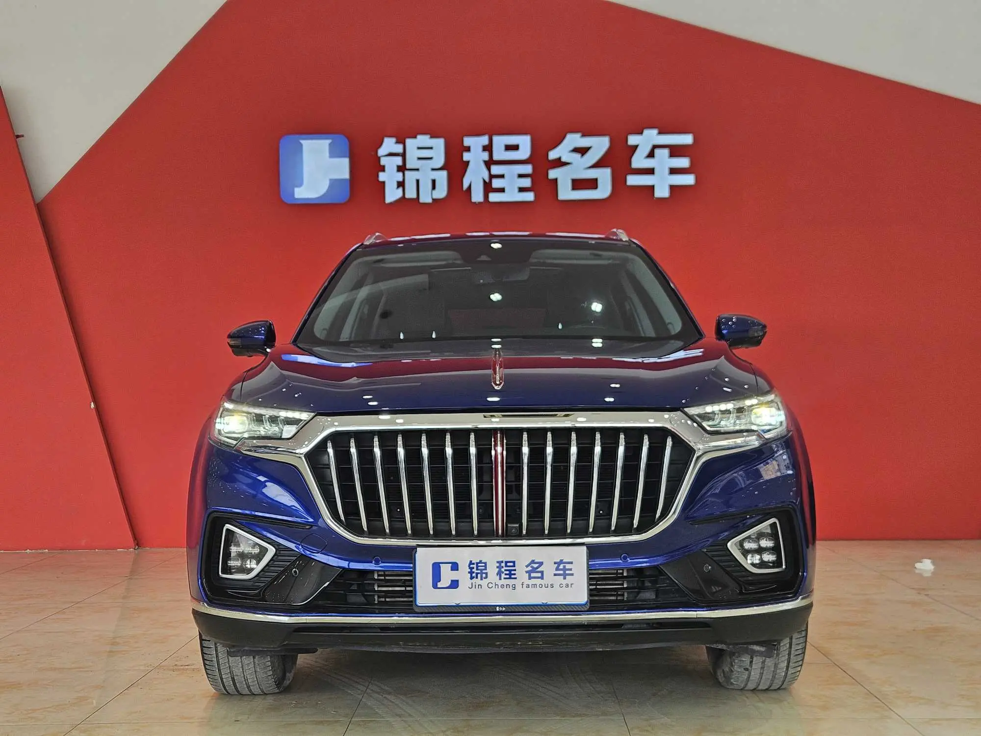 Hongqi HS5  из Китая