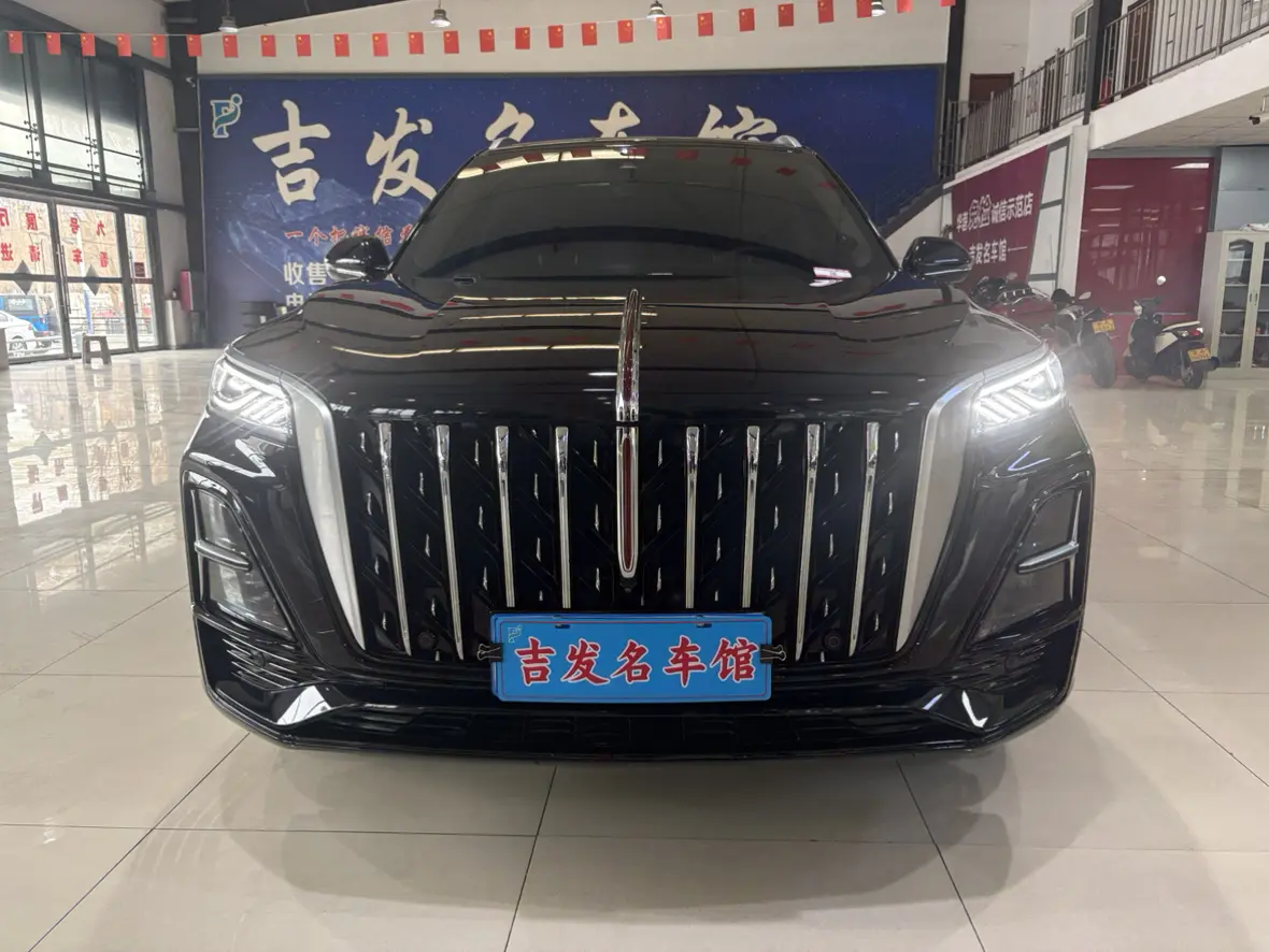 Hongqi HS5  из Китая