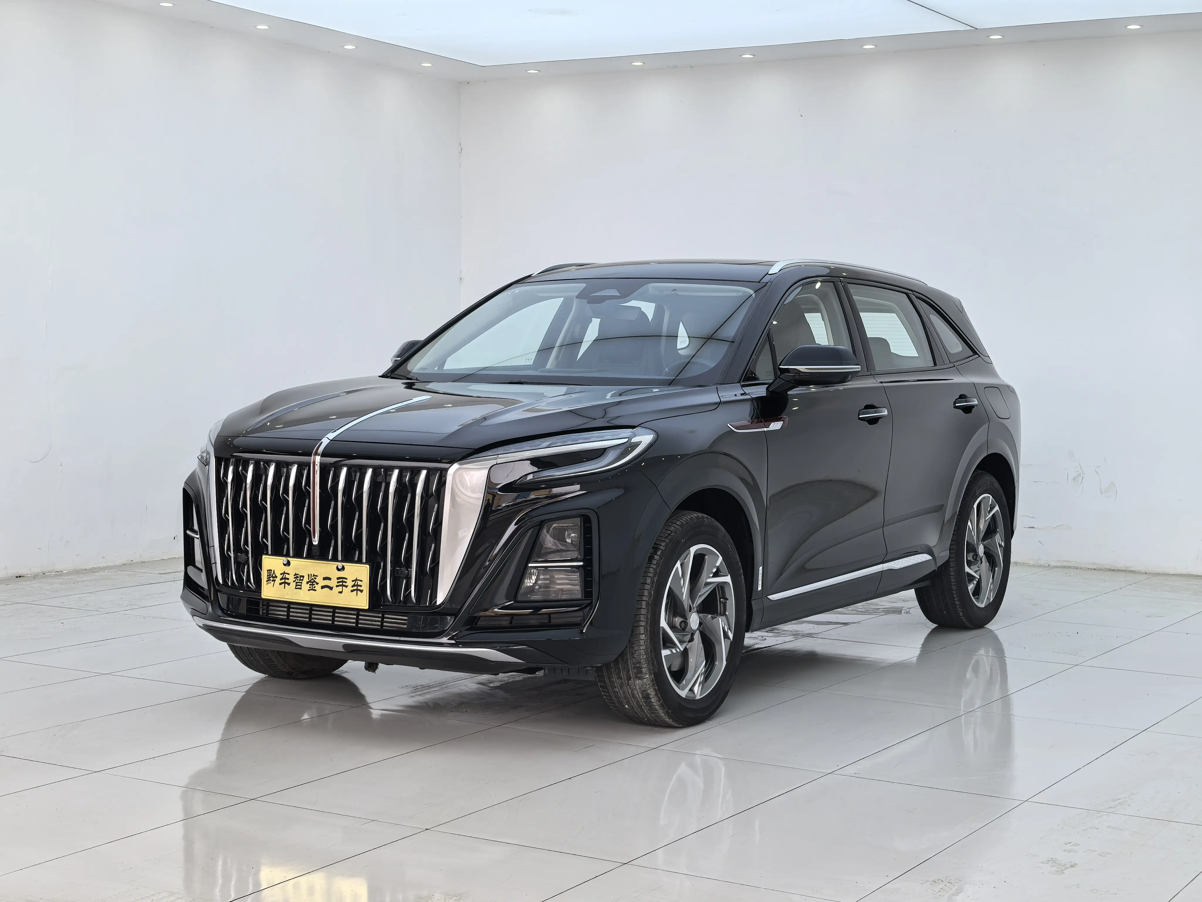 Hongqi HS3 PHEV  из Китая