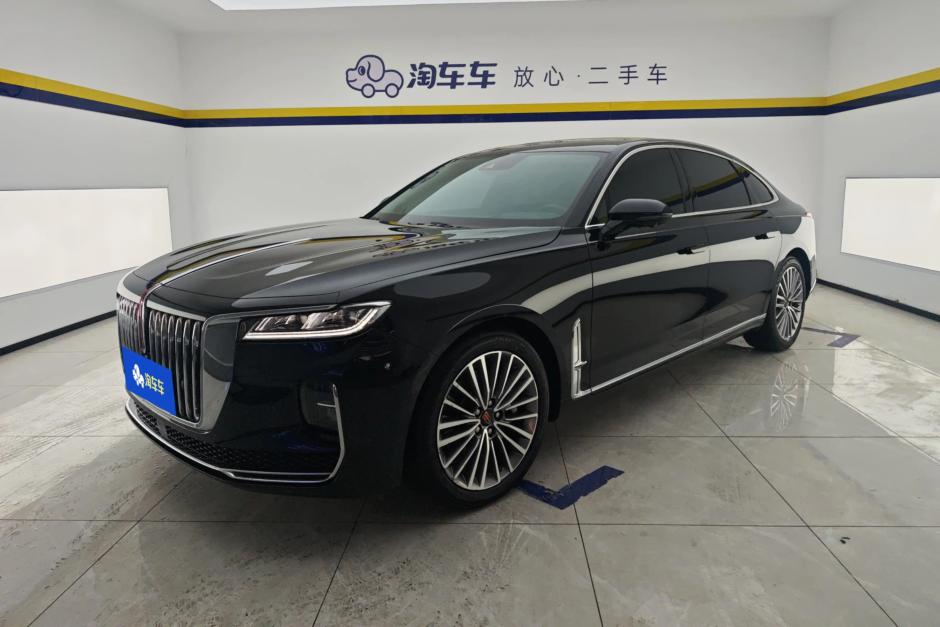 Hongqi H9  из Китая
