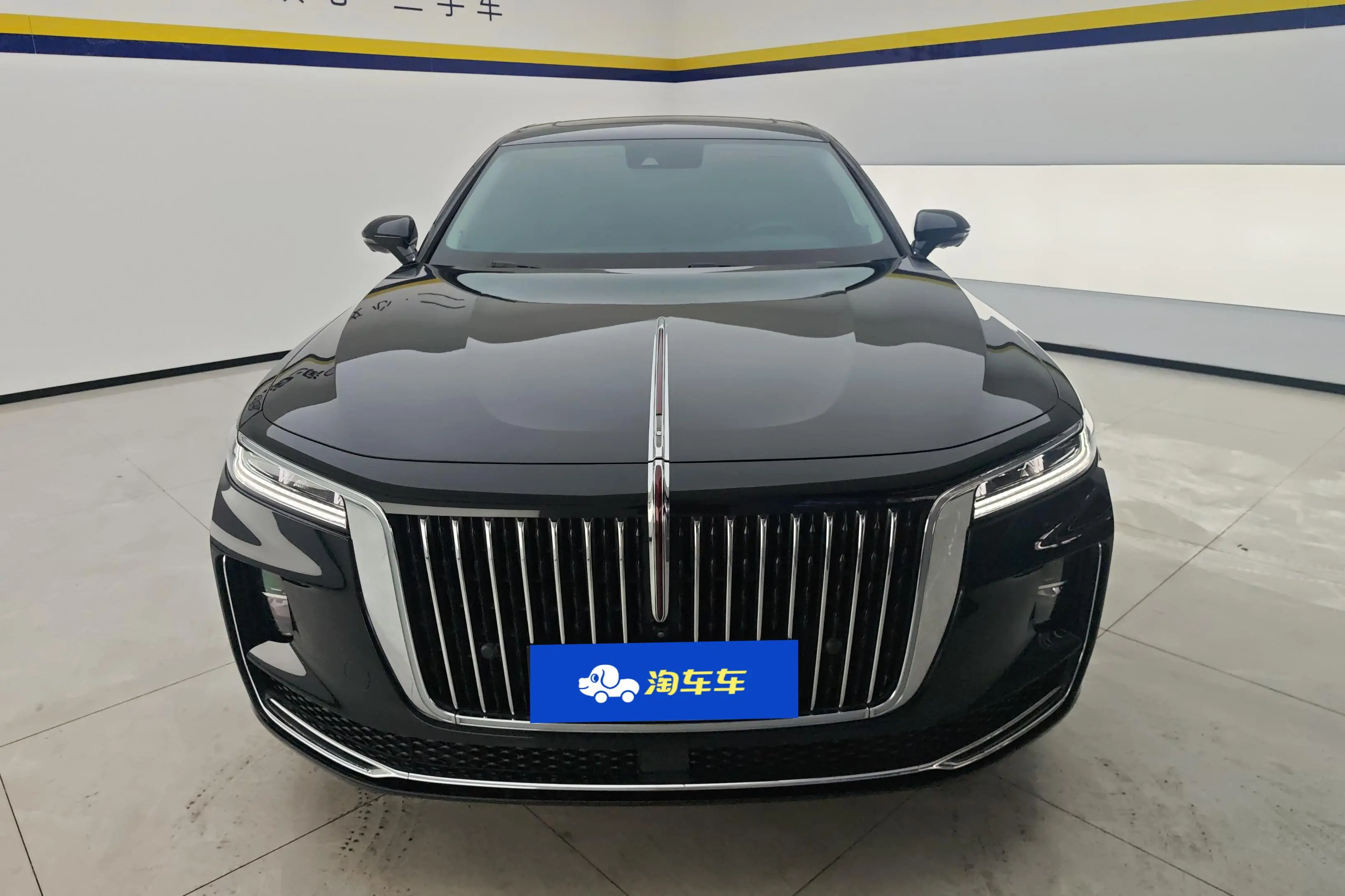 Hongqi H9  из Китая