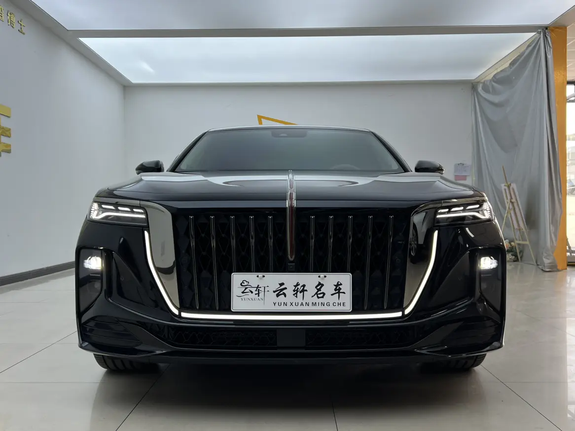 Hongqi H9  из Китая