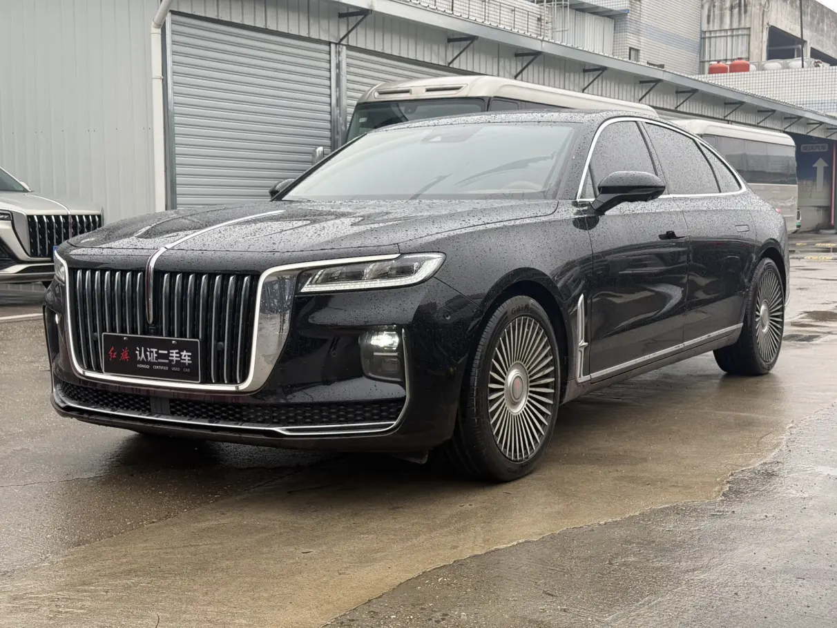 Hongqi H9  из Китая