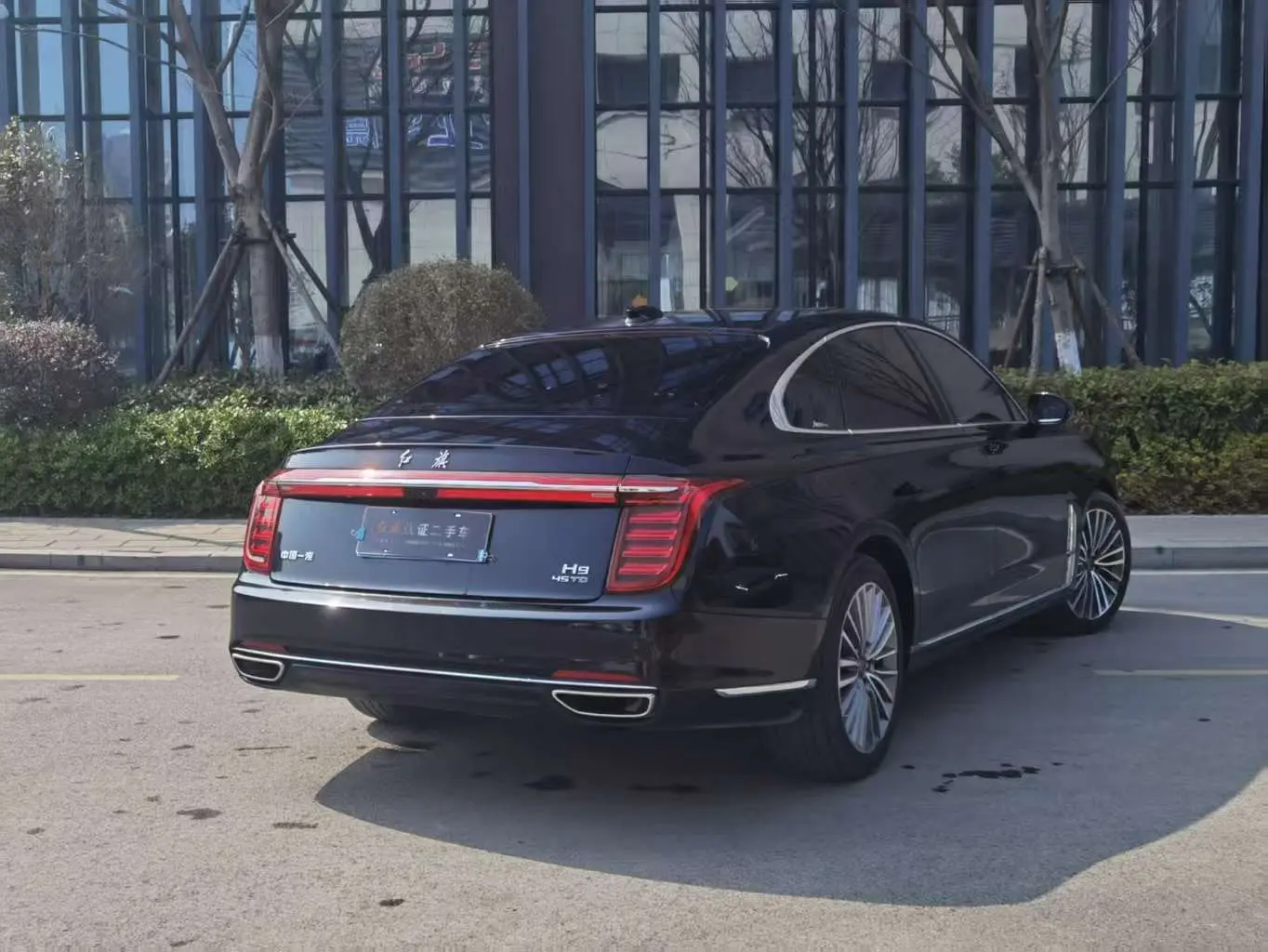 Hongqi H9  из Китая