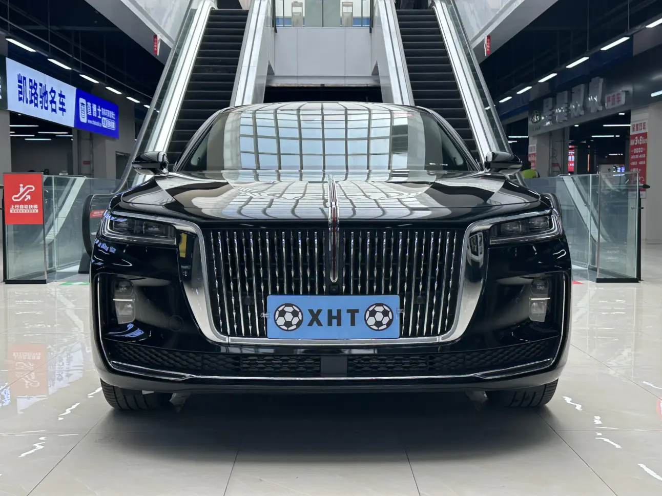 Hongqi H9  из Китая