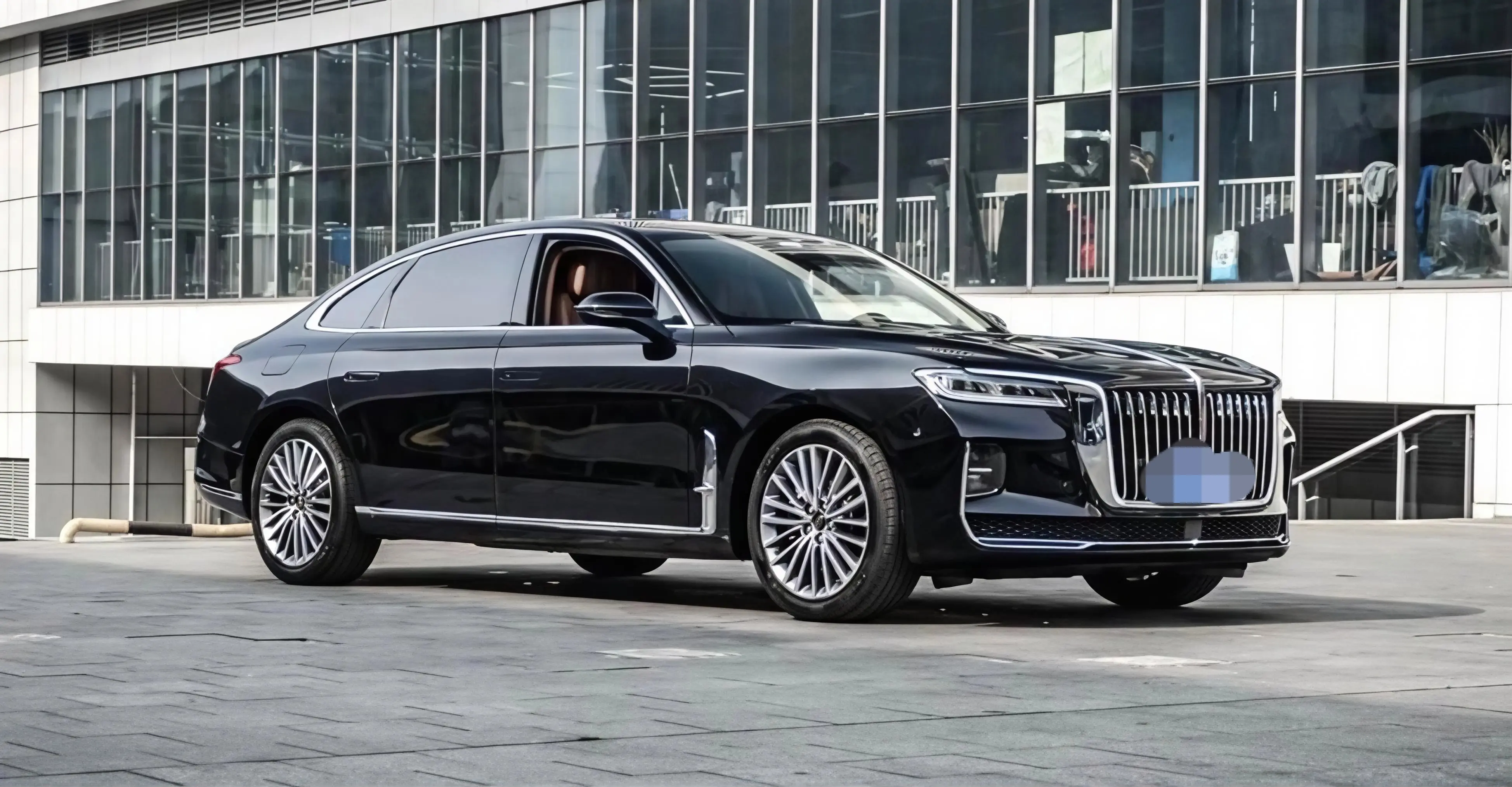 Hongqi H9  из Китая