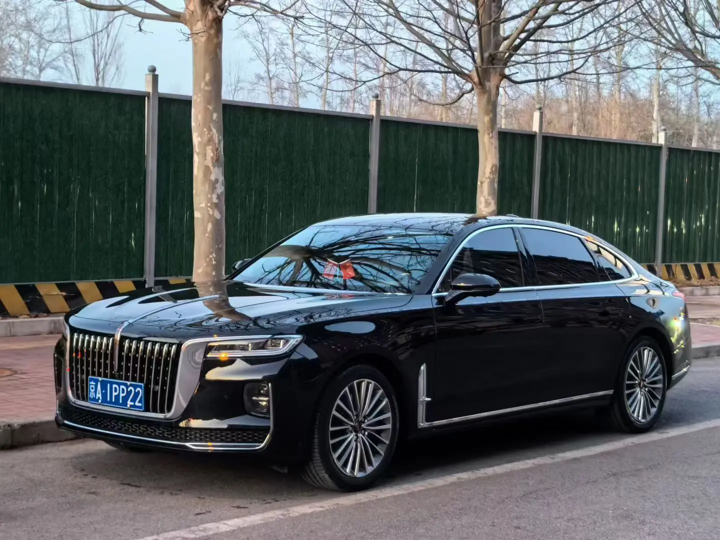 Hongqi H9  из Китая